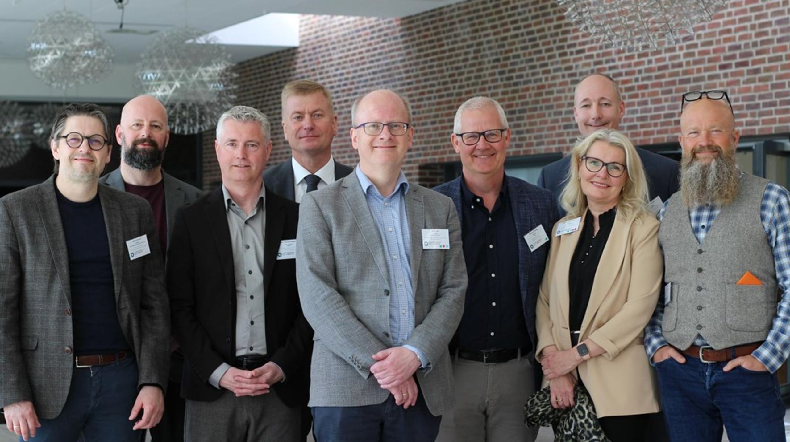 Find Rikke Christoffersen, ene kvinde i&nbsp;bestyrelsen for&nbsp;Danske Erhvervsskoler og -Gymnasier - Lederne. I april skal der vælges ny formand, og indtil videre har to mandlige kandidater meldt sig på stemmesedlen.