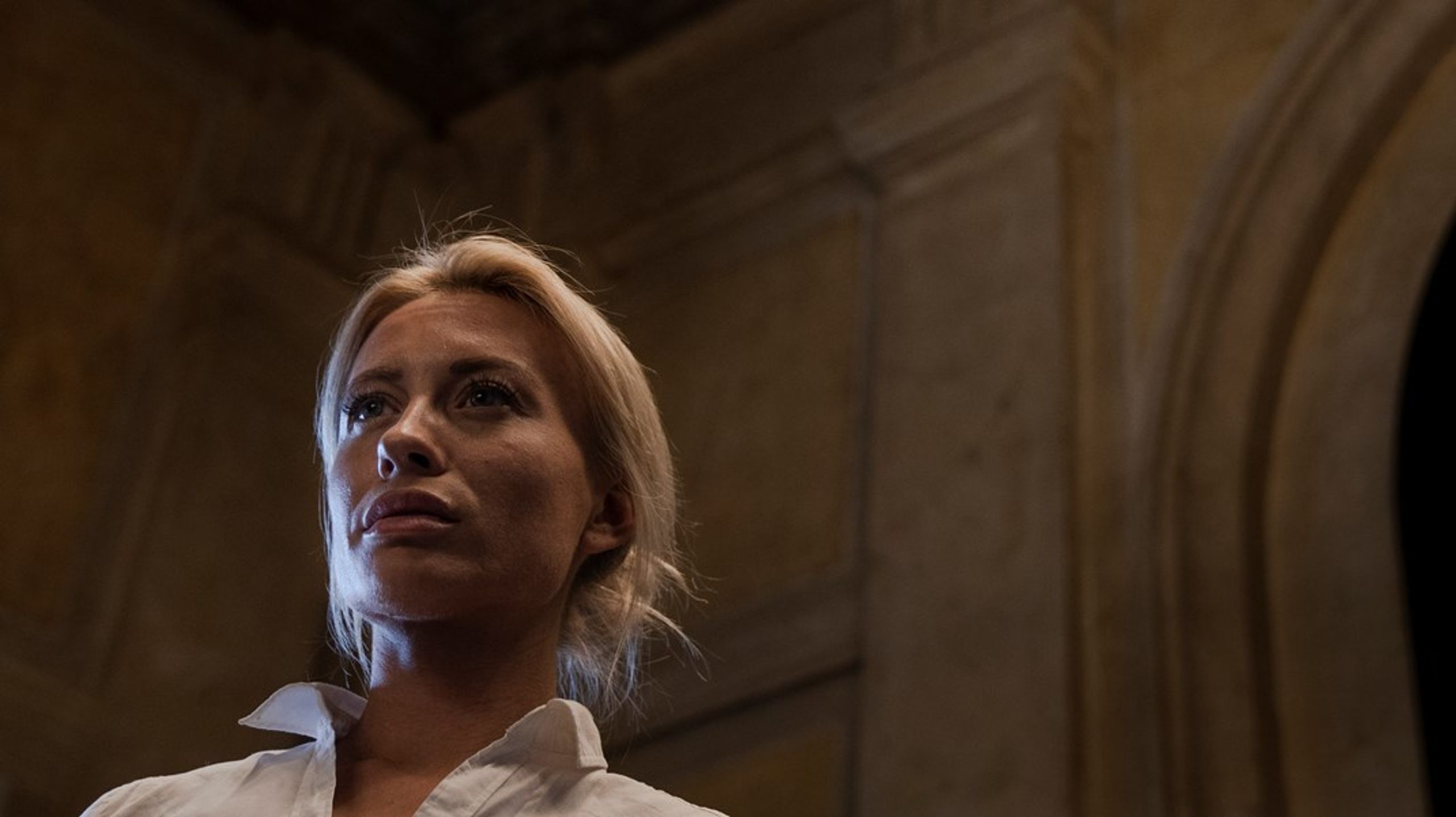 Det er helt misforstået, at unge, smukke kvinder har det lettere i den offentlige debat. Hvor har du været de sidste årtier? På månen? Det skriver Anja Katrine Søndergaard Elsbo i et modsvar til Astrid Johanne Høgs indlæg om Katharine Diez' plagiatsag.
