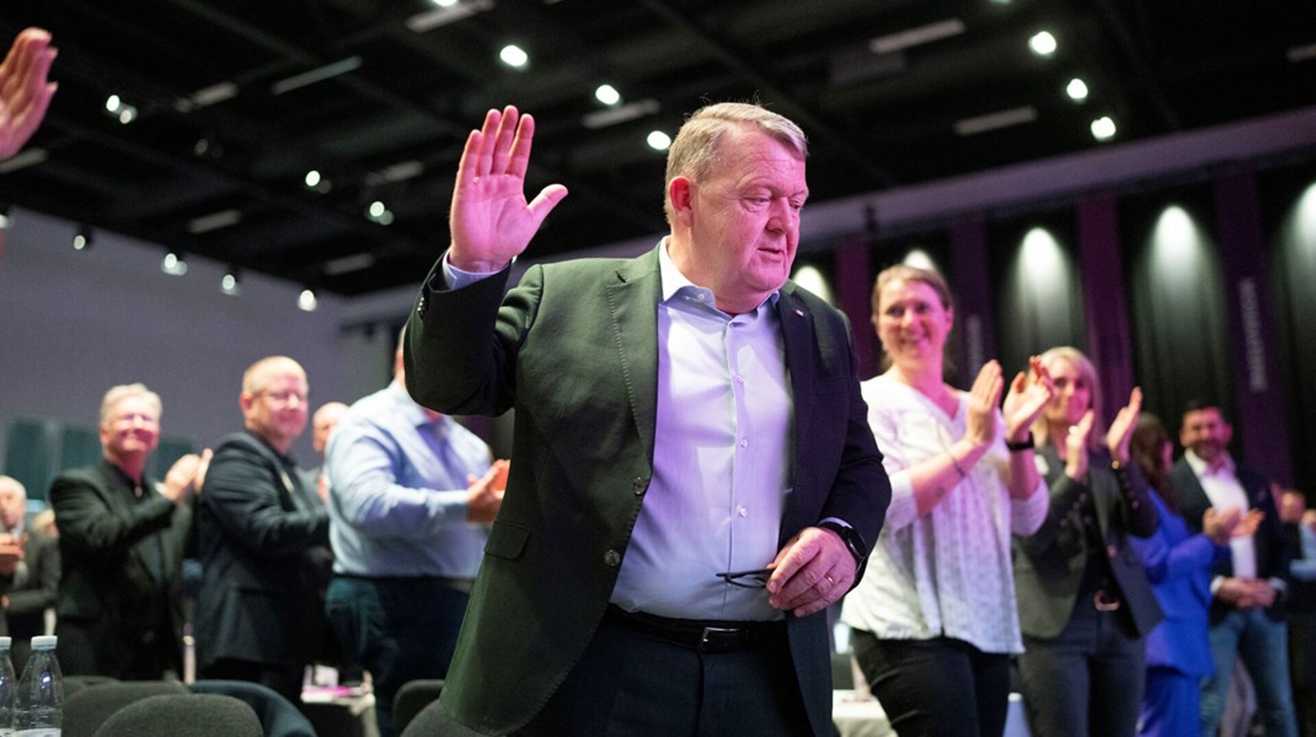 Moderaterne kommer ikke til at offentliggøre partiets årsregnskab for 2022. Det slår formand Lars Løkke Rasmussen og gruppeformand Henrik Frandsen fast på partiets årsmøde i Vejle lørdag.&nbsp;&nbsp;