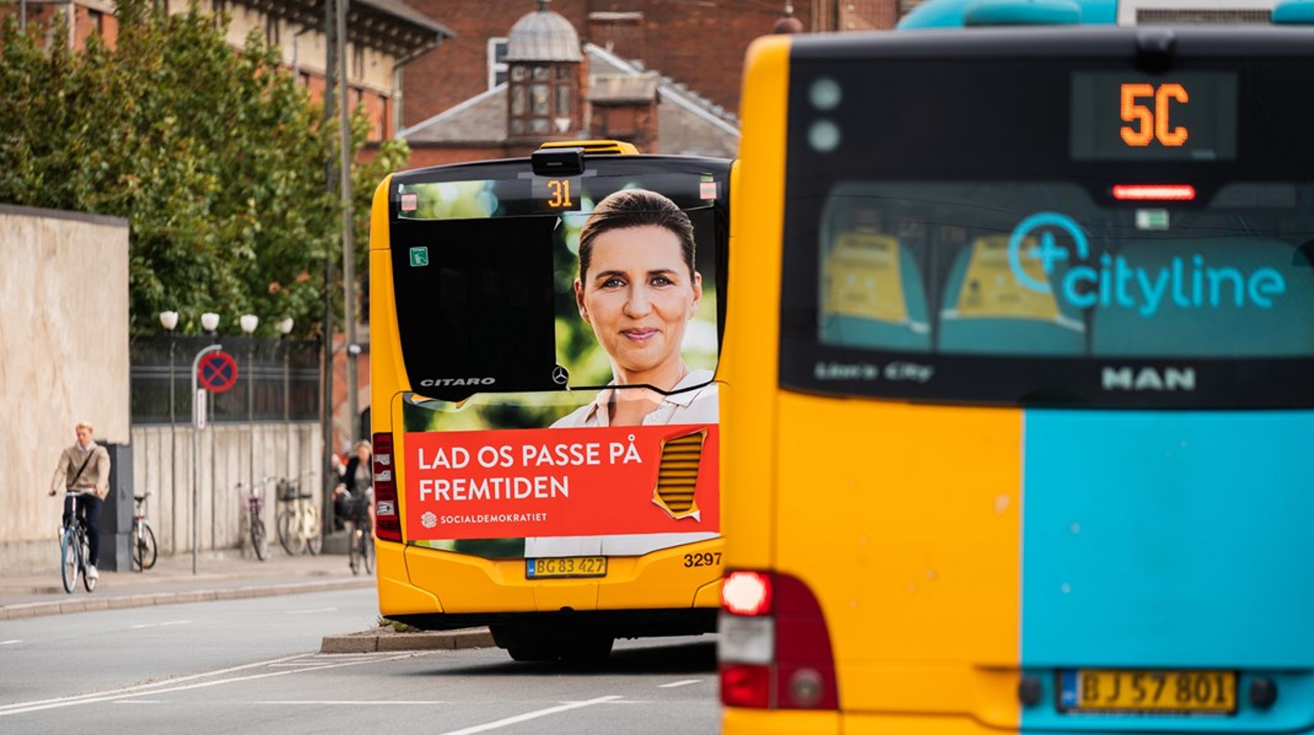 Transportudvalget holder åben høring om at få&nbsp;passagererne tilbage til den kollektive transport.