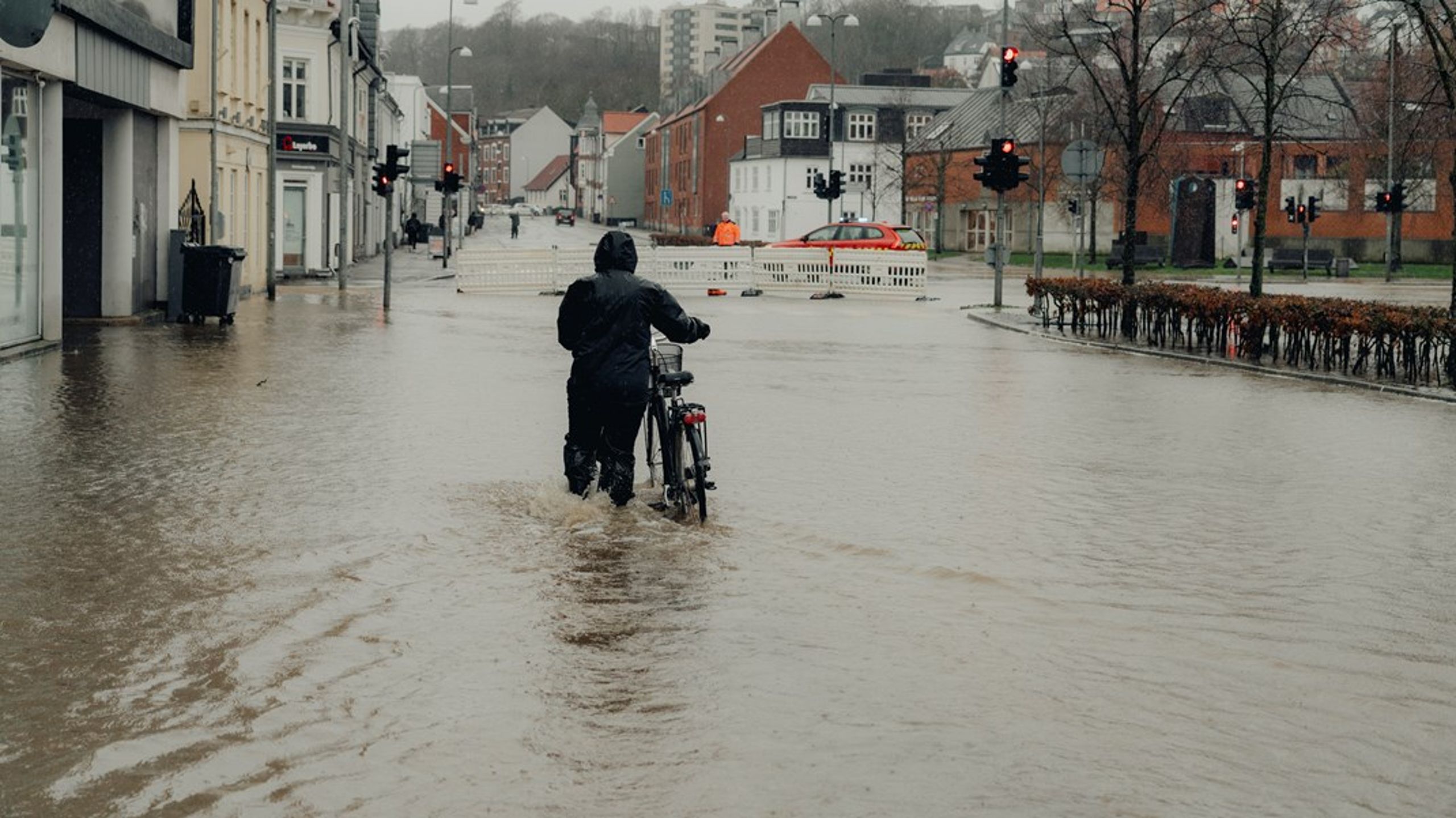 Der behov for ny lovgivning til at sikre vores drikkevand og ikke mindst vandmasserne som følge af klimaforandringer, skriver Carl-Emil Larsen, administrerende direktør i Danva.&nbsp;