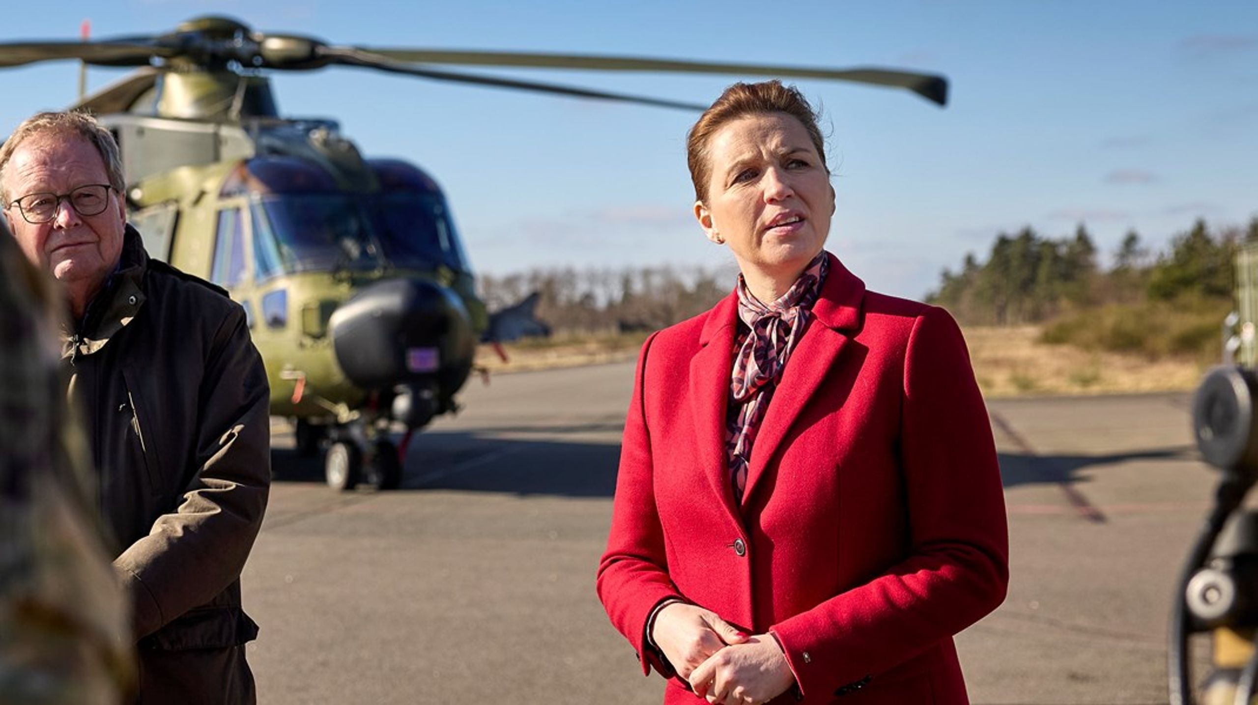 Mange socialdemokrater kan ikke forlige sig med, at deres parti med Mette Frederiksen i spidsen indledte et samarbejde med "hovedfjenden", Venstre, og Lars Løkke Rasmussens Venstre-afskalning, skriver John Wagner.