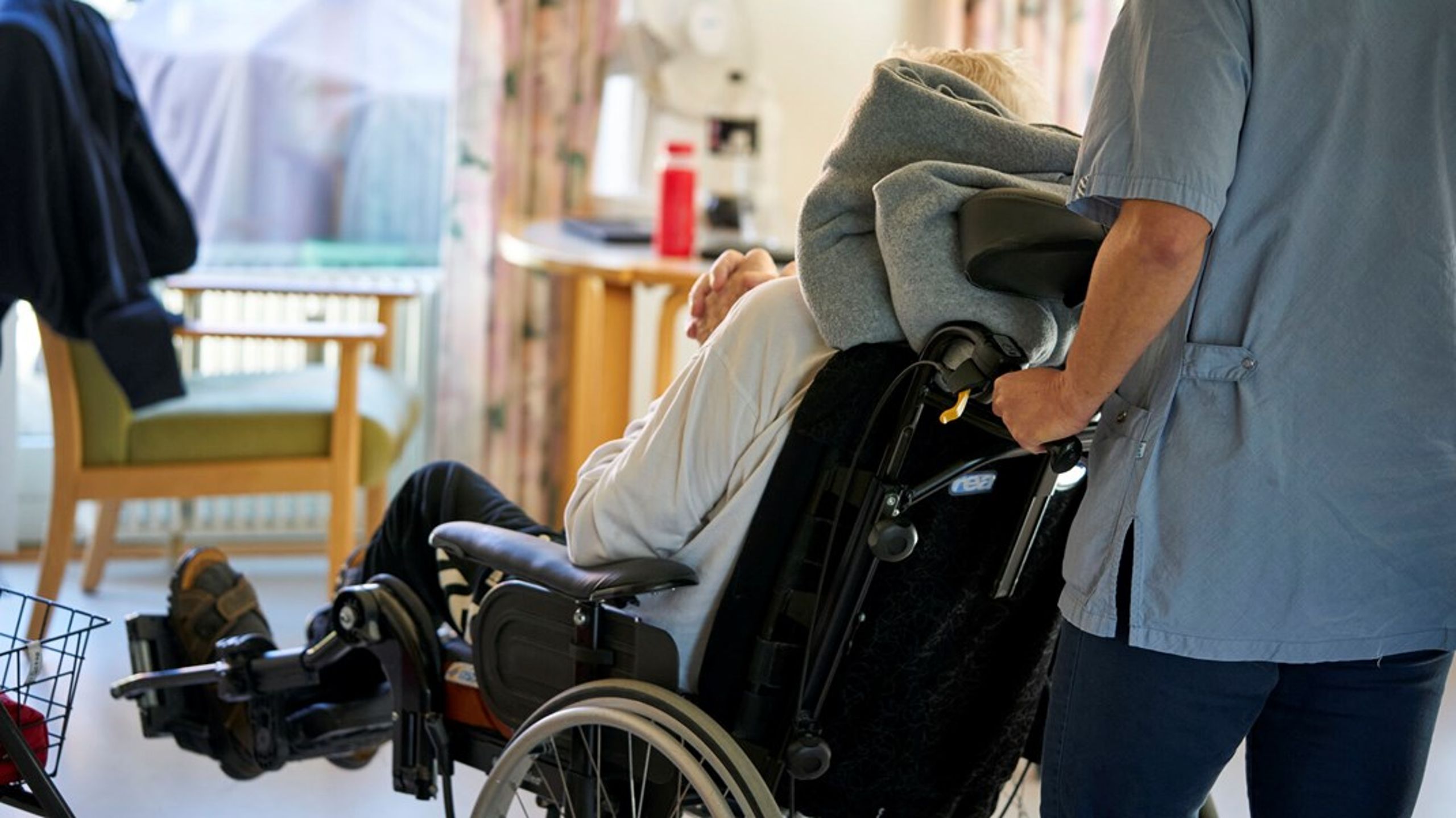 Mangel på koordinering mellem fagområder og en udbredt mangel på forståelse for alvorligheden af knoglebruddet, resulterer i, at mange ældre borgere risikerer at ende som smertefuldt stavnsbundne til eget hjem eller plejehjem, skriver bestyrelsen i FFN.&nbsp;