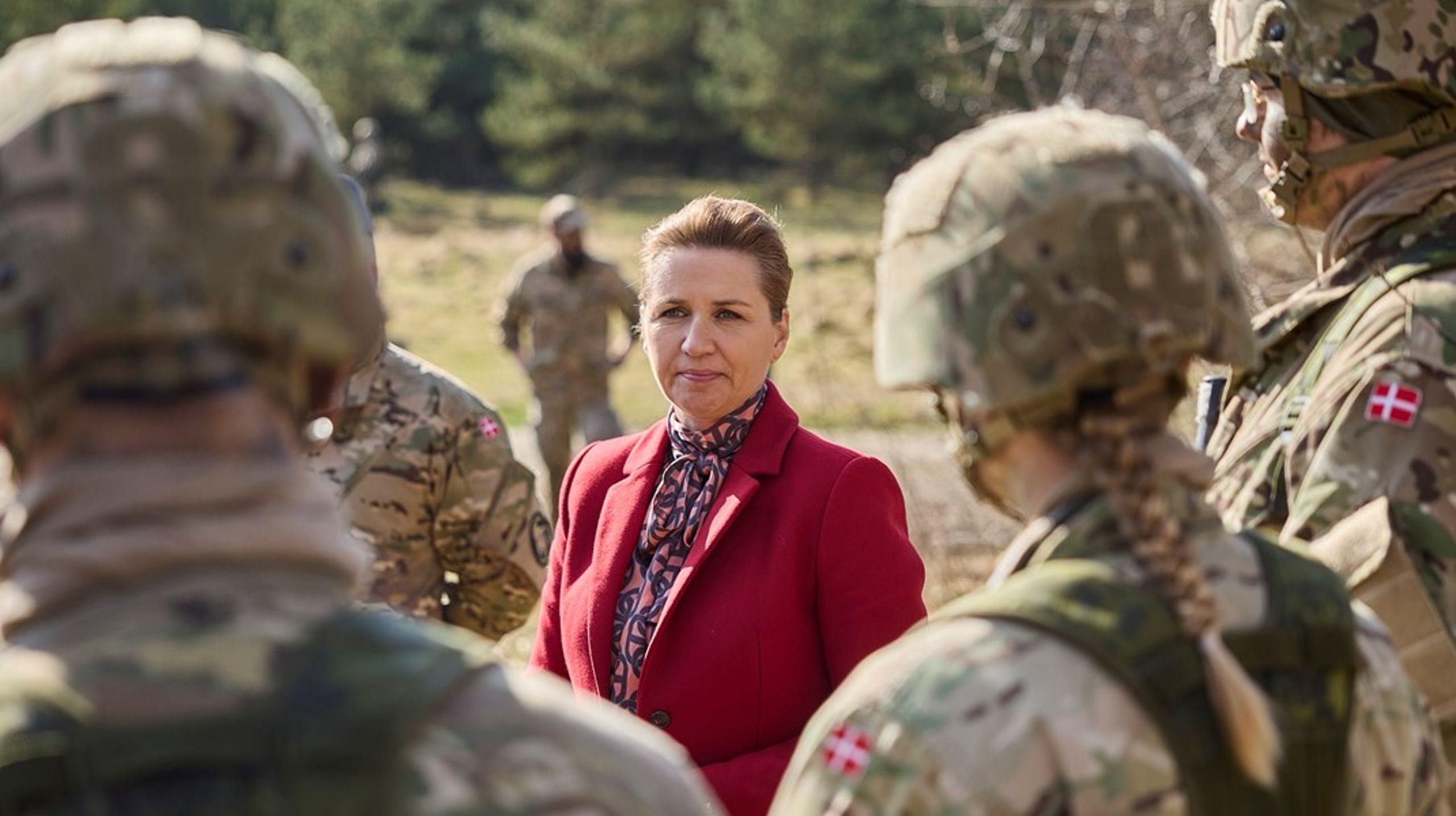 Det er som om, at krigen i Ukraine og den alvorlige sikkerhedspolitiske situation helt har kortsluttet den sunde fornuft,&nbsp;skriver&nbsp;Anna Lynge Schmidt og&nbsp;Ditte Gottlieb Bredahl.