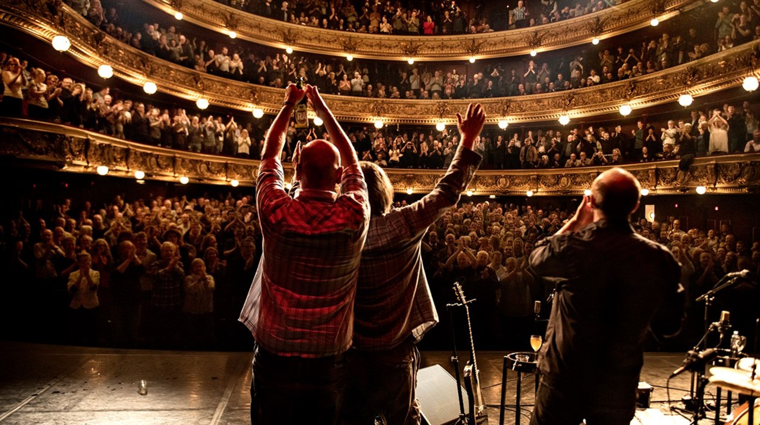 Kulturministeren risikerer, at pengene til kulturpasset enten forsvinder i administration eller ud i luften, fordi de unge ikke vil bruge det, skriver Niels Frid-Nielsen.