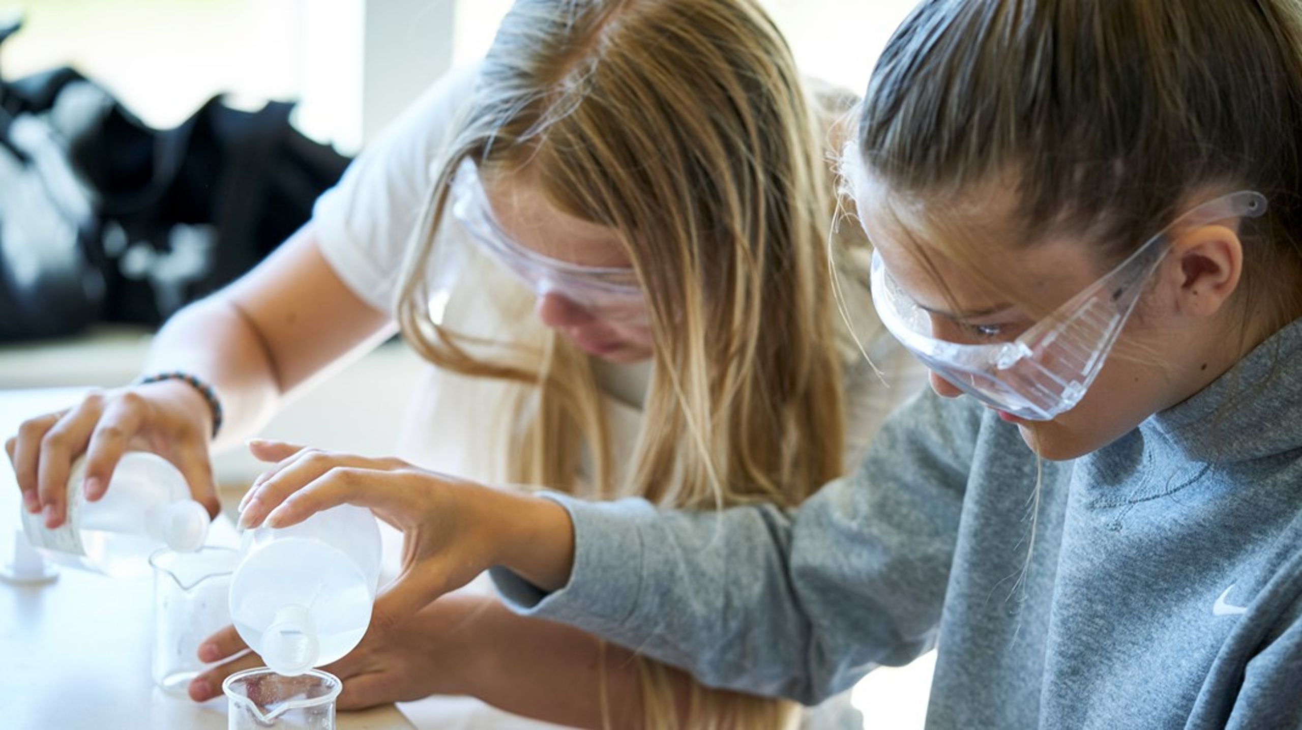 I Novo Nordisk Fonden vil vi gerne bidrage til, at børn og unge begejstres og opnår stærke kompetencer i naturfagene, skriver Berith Bjørnholm.<br>