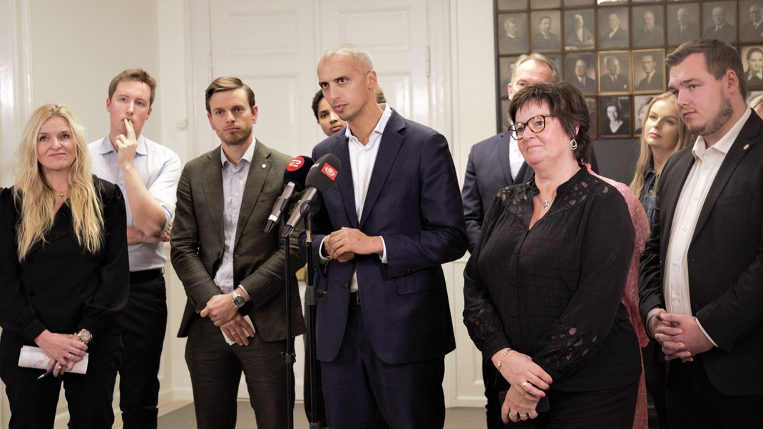 Undervisningsminister Mattias Tesfaye kunne i november præsentere en ny aftale, som ændrer loven om FGU. Tirsdag blev aftalen stemt igennem af et enigt folketing.&nbsp;