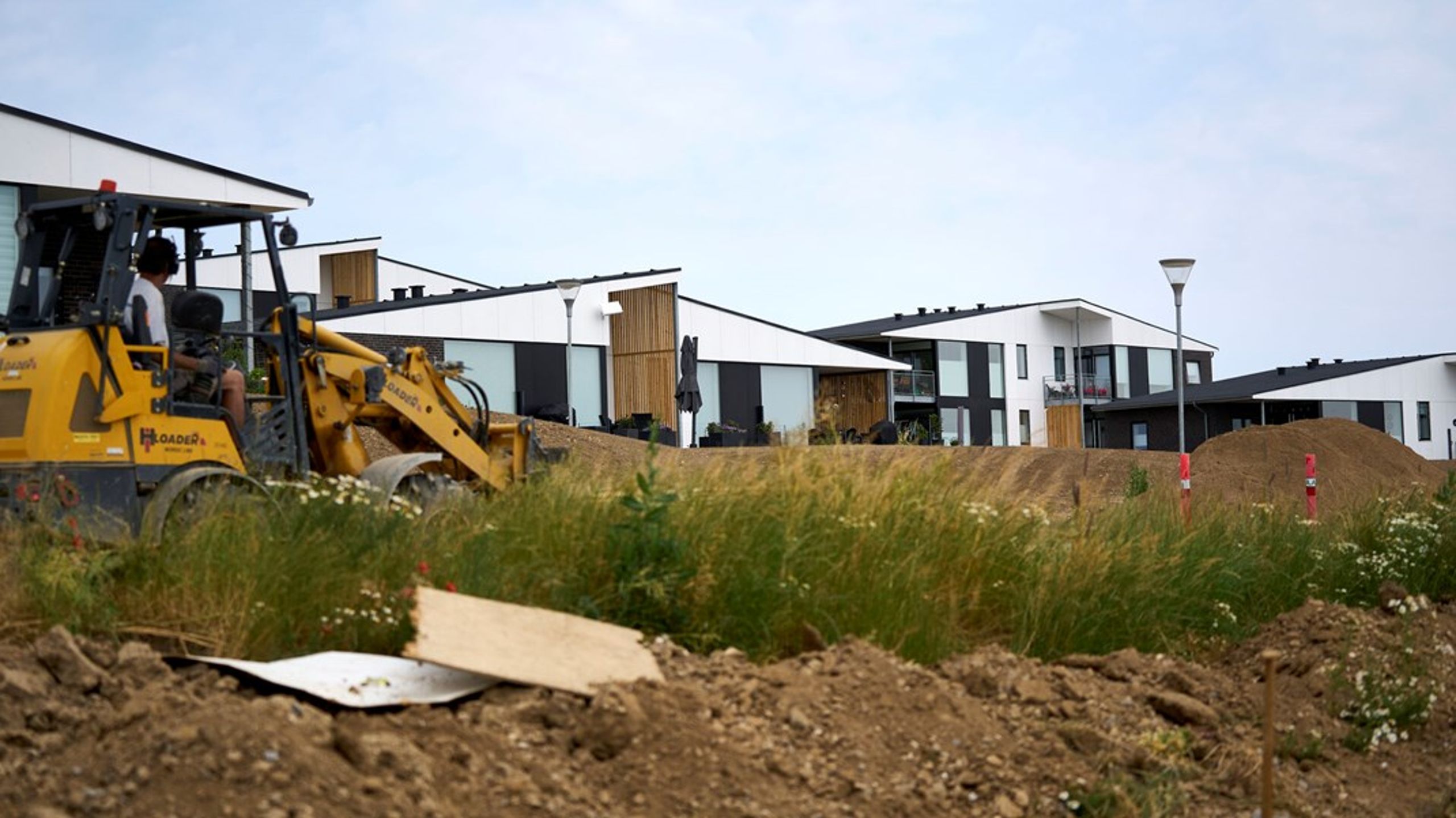 Regeringen ønsker, at flere typer af nybyggeri og heriblandt&nbsp;enfamilies huse, ferieboliger og etagebyggeri bliver omfattet af nye, skrappere krav til byggeriet udledning af CO2.