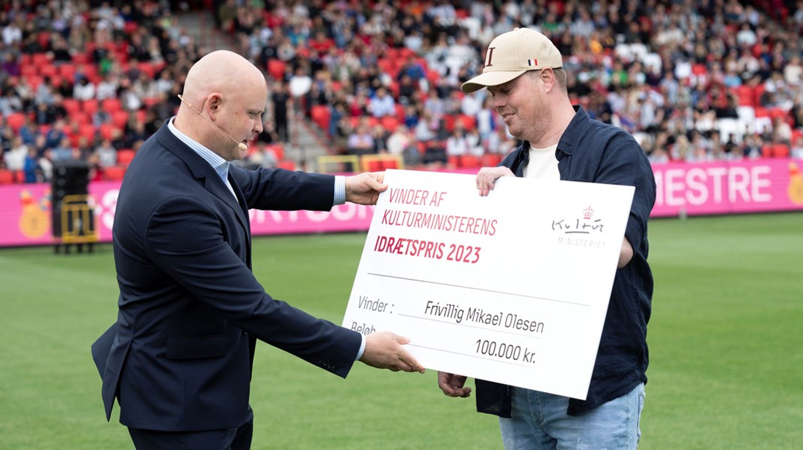 Prisen gives både til eliteidrætsudøvere, trænere, forskere, foreninger og andre,
som har haft stor betydning for dansk idræt.&nbsp;Sidste år modtog&nbsp;<b></b>Mikael Olesen prisen, for sit arbejde som frivillig i Thy Fritid og Firmaidræt.