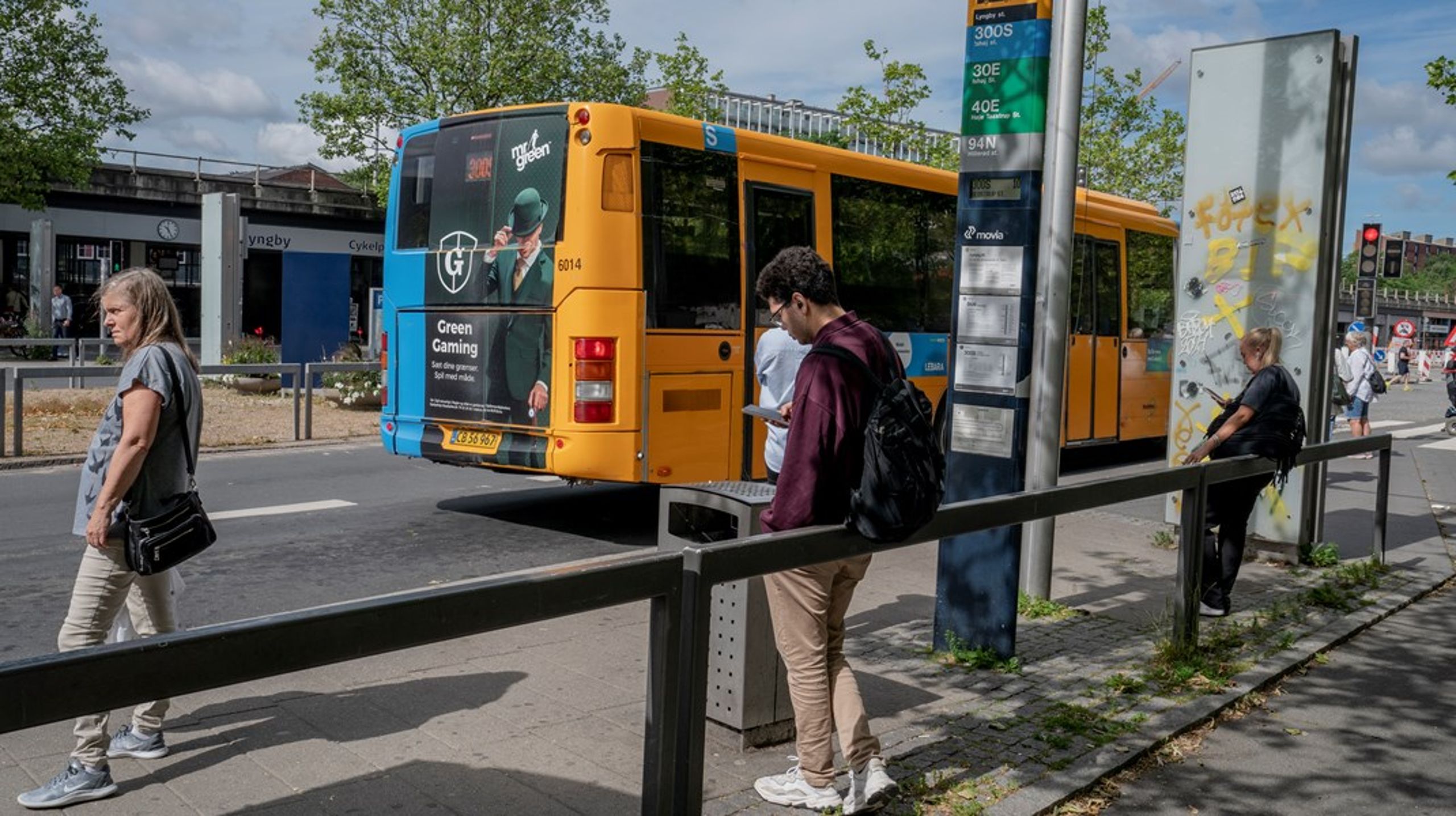 Et enklere prissystem og mulighed for at købe billet med kreditkort er blandt de ting, der skal få flere til at tilvælge den kollektive trafik, skriver Hjalmar Christiansen, der er chefkonsulent ved&nbsp;division for transportpolitik på DTU.<br>