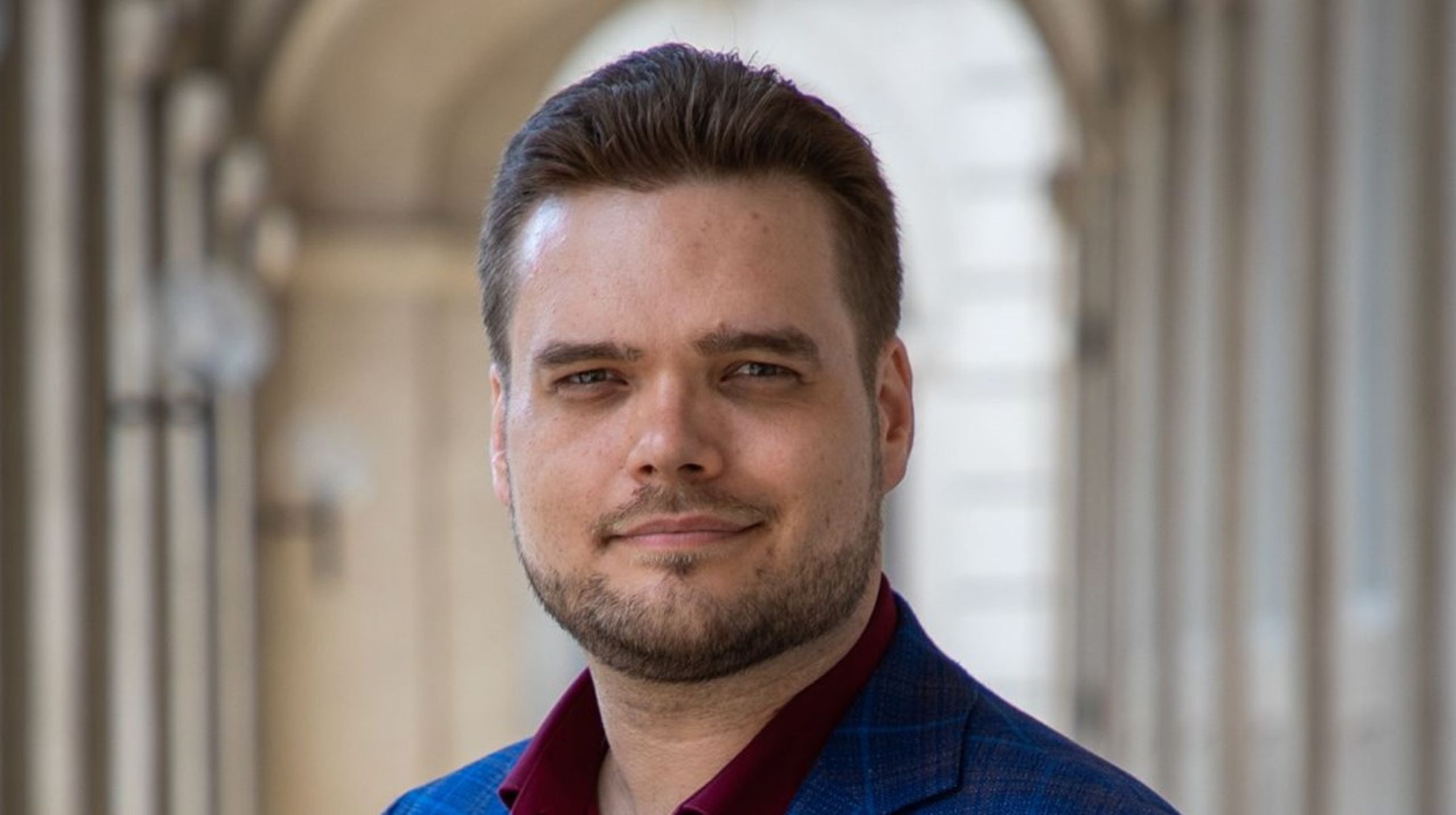 I januar skiftede&nbsp;Jeppe Frank Christensen fra ITD Group til Konservative. Nu vender han tilbage til brancheorganisationen som&nbsp;politisk chef.&nbsp;