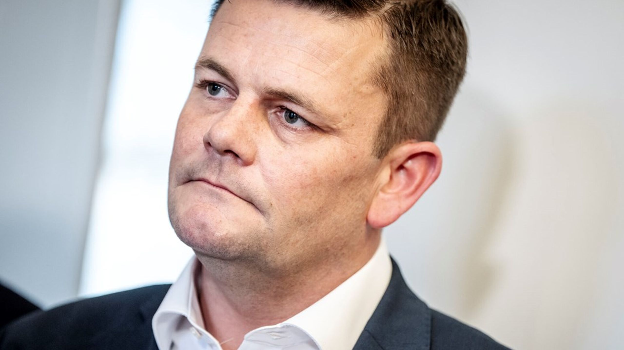 Det vil være dybt uansvarligt at anlægge en Kattegatforbindelse, som vil tilføre helbredsskadelig trafikstøj i helt nye områder på Vestsjælland, Røsnæs, Samsø samt i Odder og Aarhus kommuner, skriver&nbsp;Søren Stockmarr og&nbsp;Bodil Just.