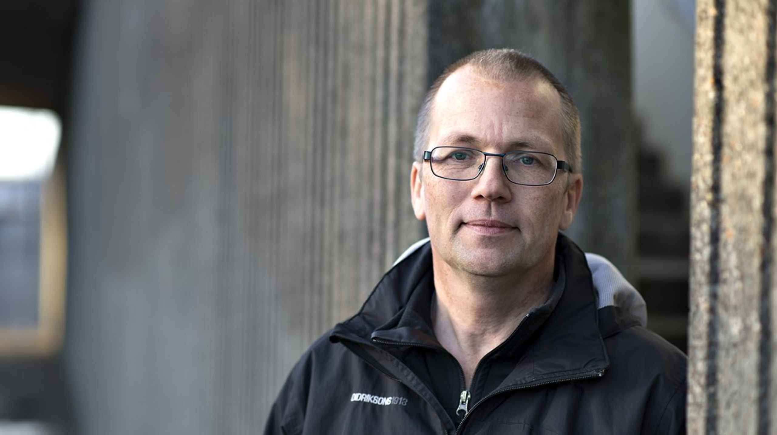 Peder Hvelplund gør sig ikke mange tanker om året, der kommer. I stedet nyder han samværet med sin familie her og nu.