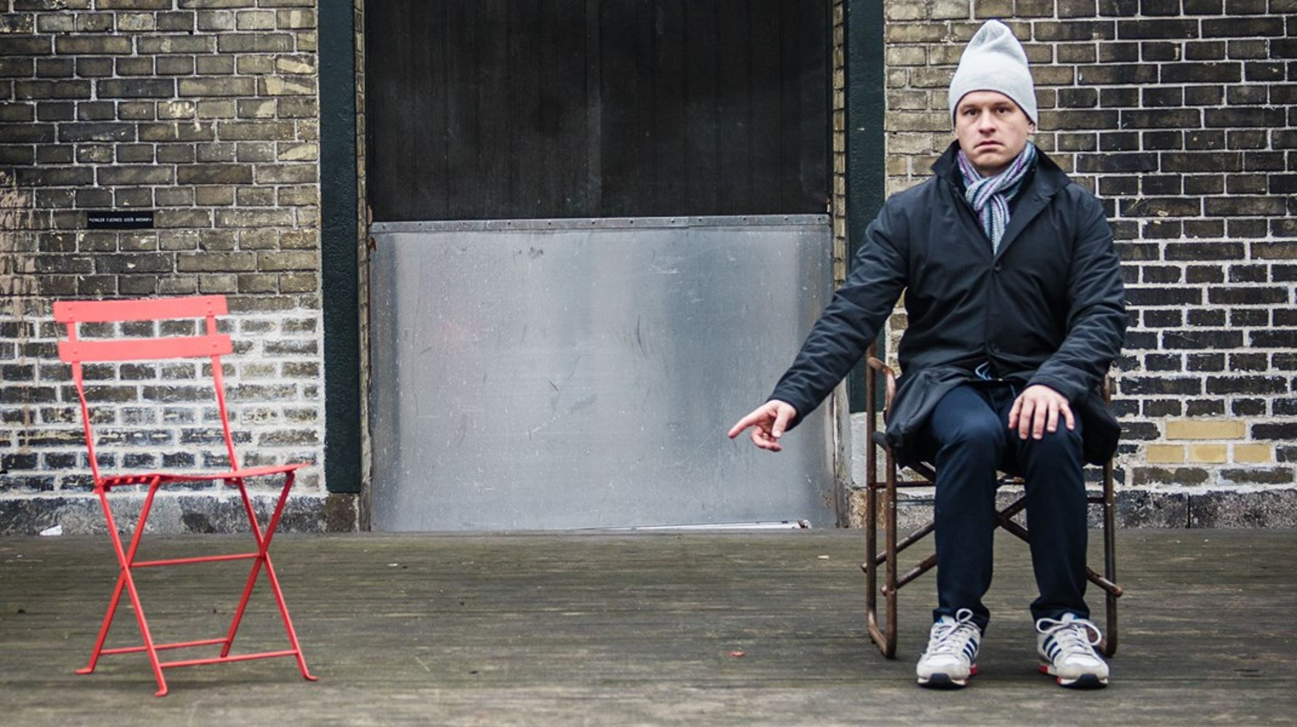 Når Christian sætter ord på, hvordan skoletiden har været hård, mærker man, hvor dybt det har præget hans liv helt op i 20'erne. Det kan andre med psykiske diagnoser formentlig spejle sig i,&nbsp;skriver&nbsp;Kasper Grubak Jensen.