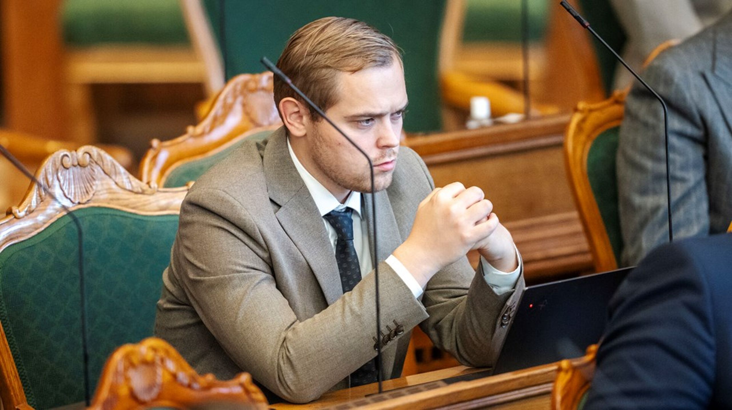 Dan Jørgensen står med andre ord overfor en balancegang mellem en handlekraftig union og suveræne nationalstater, skriver Carl Andersen (LA).