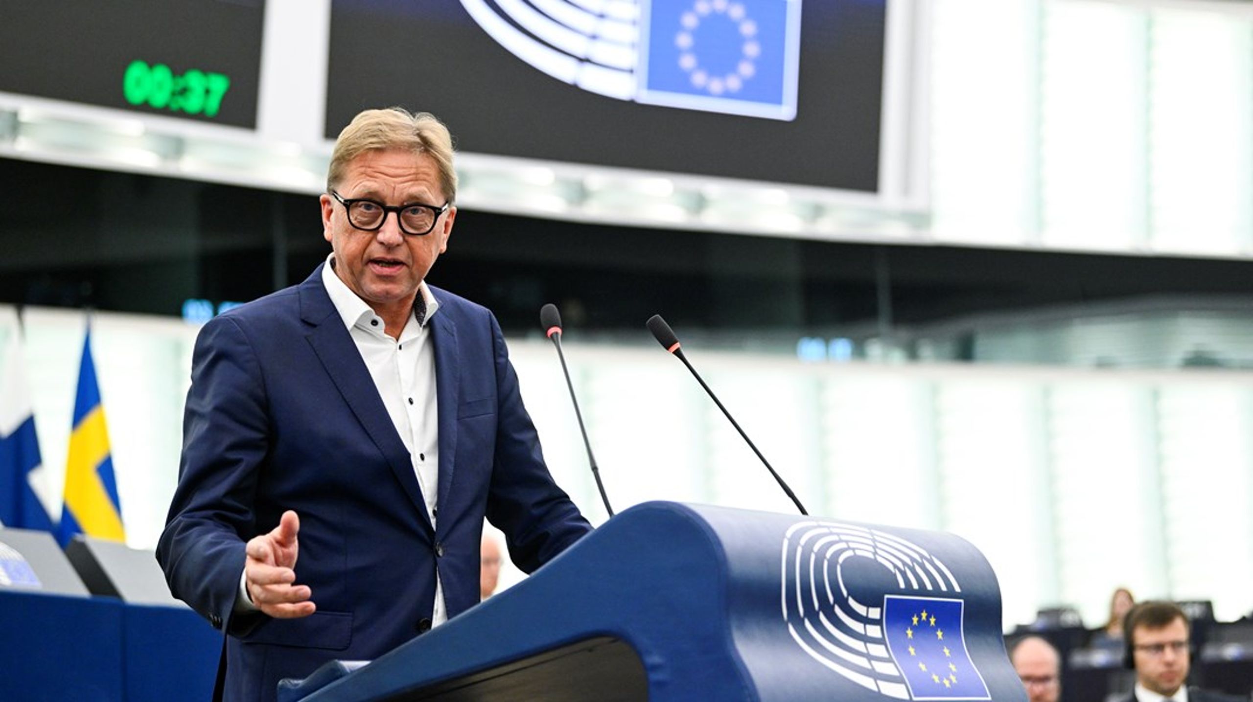 Med et besøg fra L&amp;F og DN vil Asger Christensen overbevise sine gruppefæller i Renew-gruppen om gevinsterne ved en europæisk trepart for landbruget. Derefter skal frøene sås i Parlamentets udvalg for henholdsvis landbrug og miljø, fortæller han.