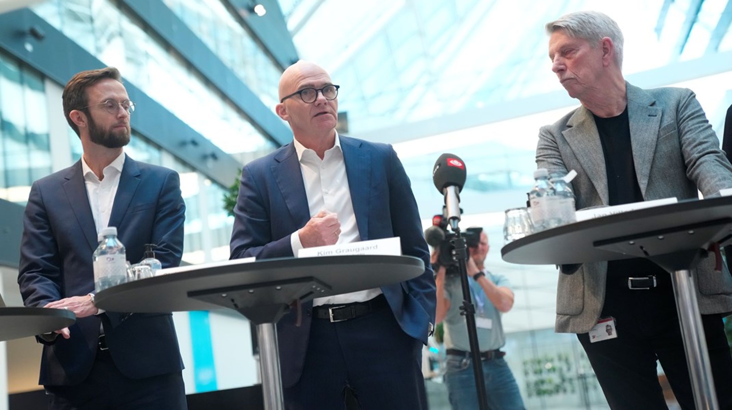 Viceadministrerende direktør i DI, Kim Graugaard, og formand for 3F Transport, Jan Villadsen, indleder onsdag forhandlinger om overenskomst for 186.000 danskere.&nbsp;