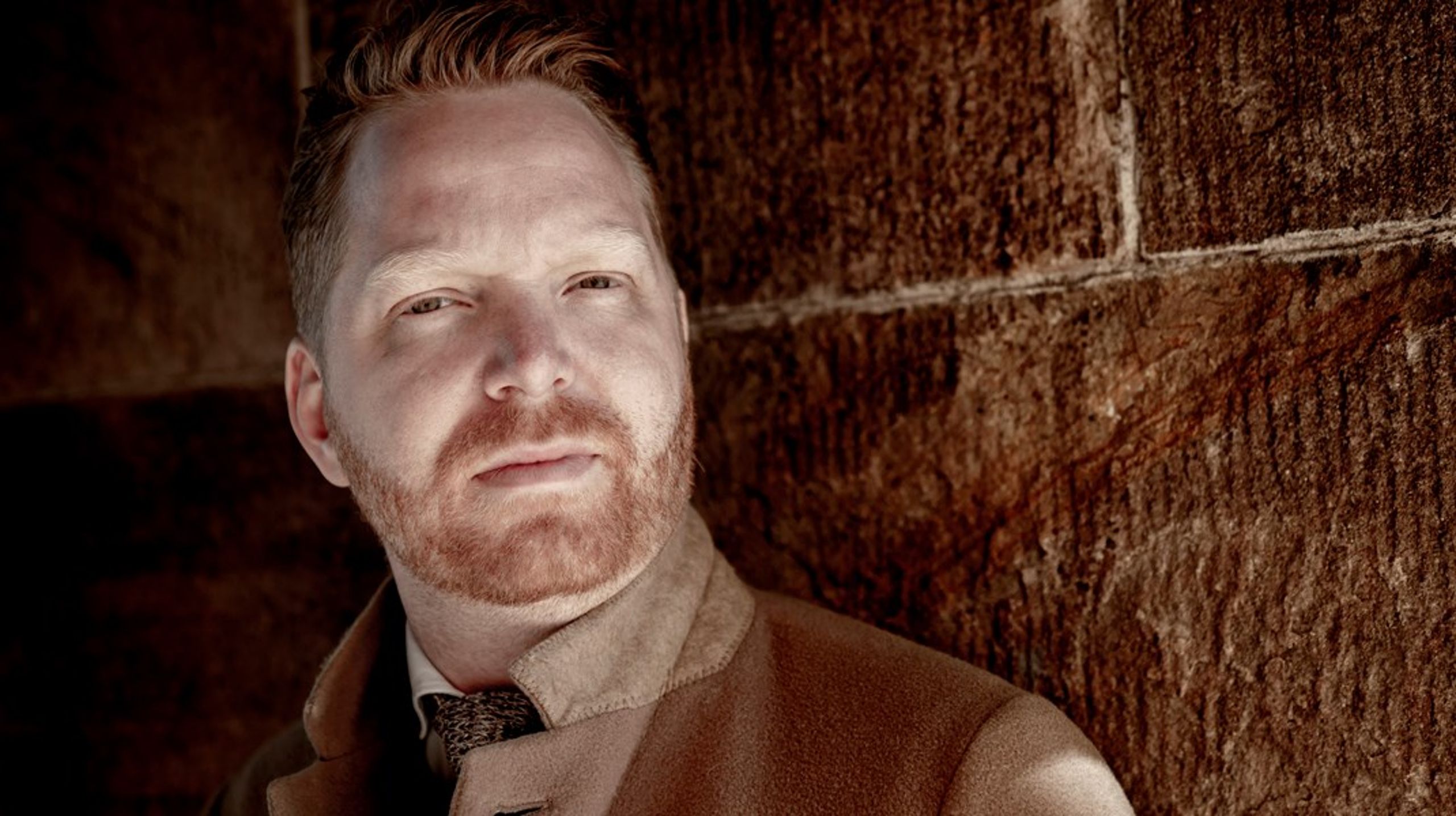 Rasmus Ulstrup Larsen var fra 2019 til 2022 politisk rådgiver i Nye Borgerlige.