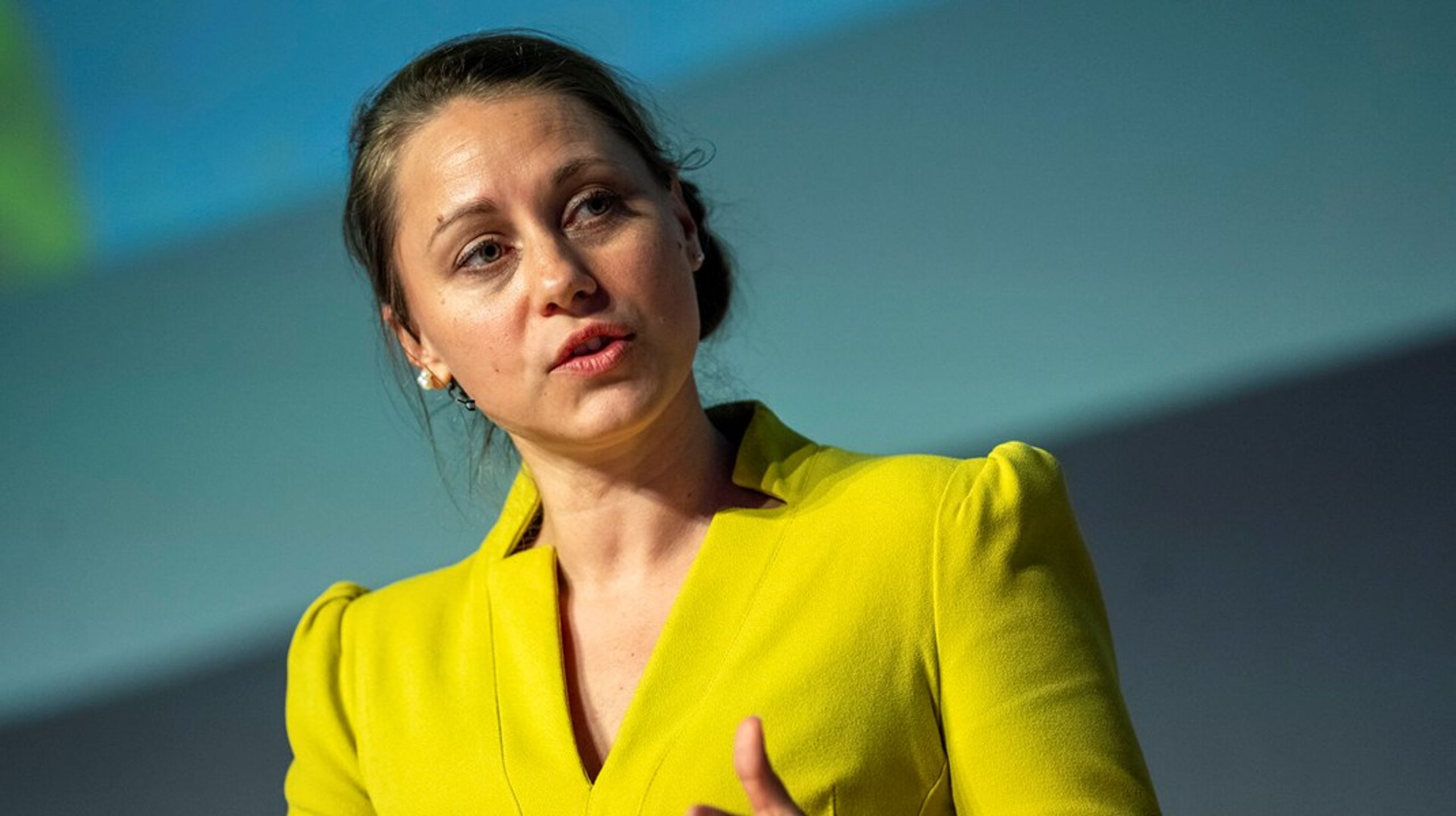 Sundheds- og omsorgsborgmester Sisse Marie Welling (SF) advarer i et brev til social- og boligminister Sophie Hæstorp Andersen (S) om alvorlige konsekvenser for plejekrævende ældre, hvis regeringen ikke hæver det såkaldte maksimumbeløb for, hvor dyrt nyt alment byggeri må være. Ellers kan København ikke få bygget 800-900 nødvendige plejeboliger inden 2030.