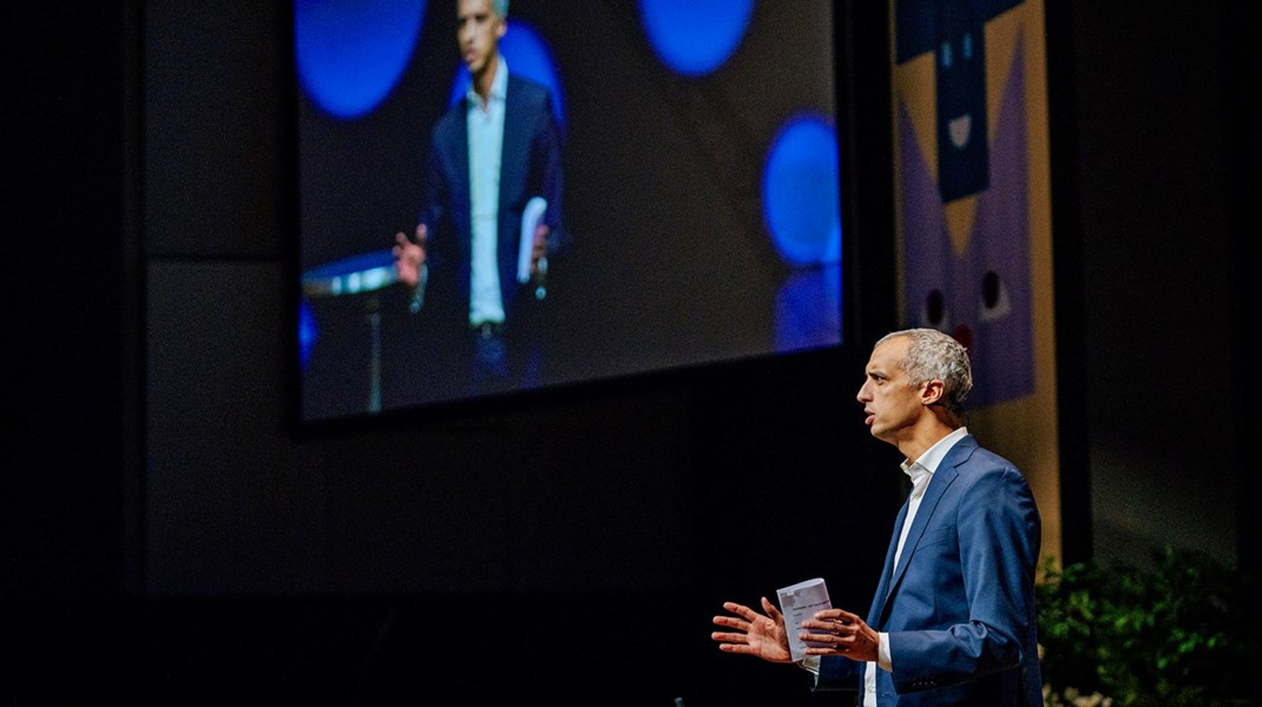 Undervisningsminister Mattias Tesfaye var torsdag til topmøde om børn og unge i Aalborg. I eftermiddag skal han mødes med undervisningsordførere fra en række partier til et planlagt forhandlingsmøde om ungdomsuddannelserne.