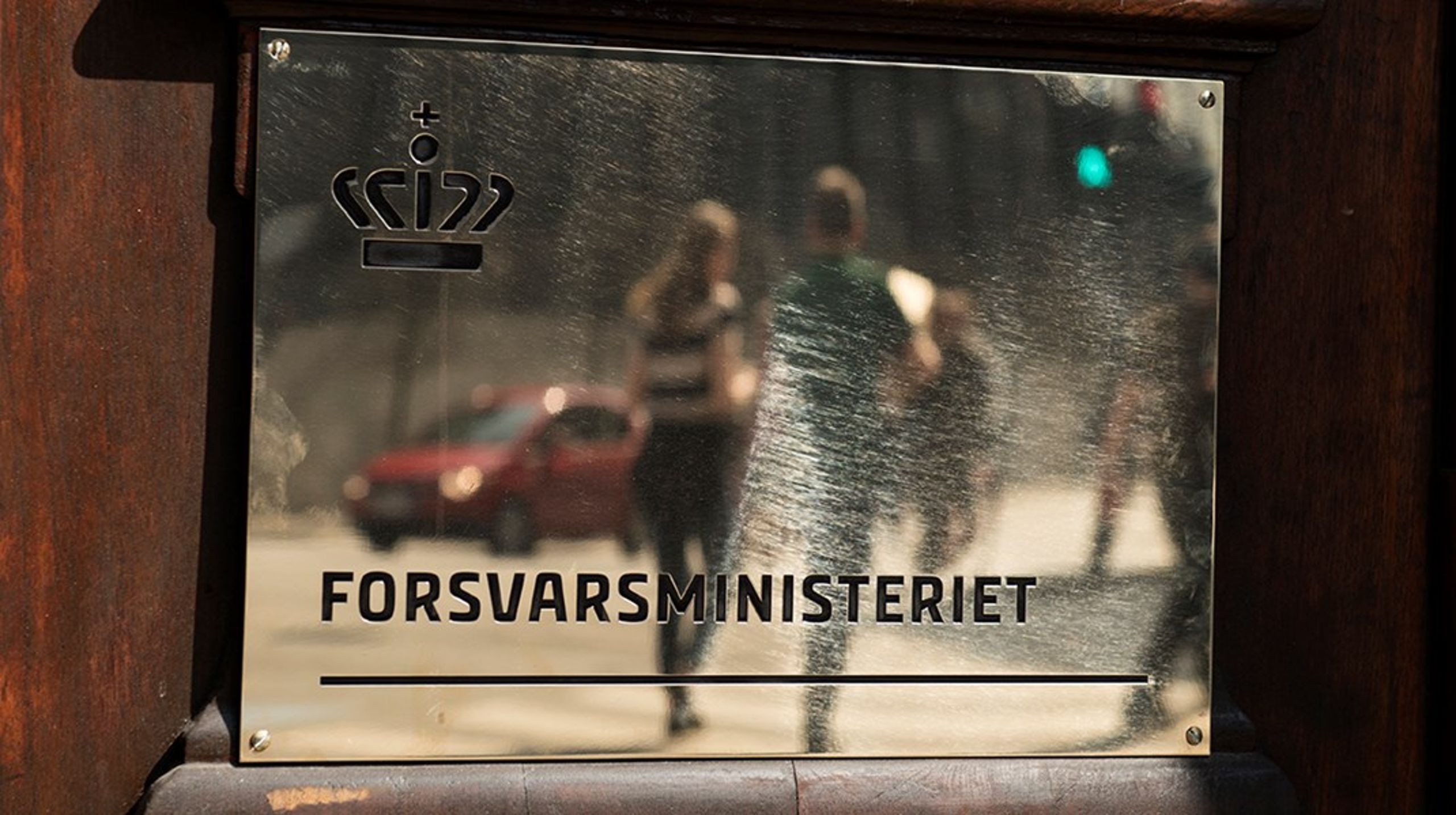 For første gang bliver en kvinde en del af direktionen en del af Forsvarsministeriets Regnskabsstyrelse.