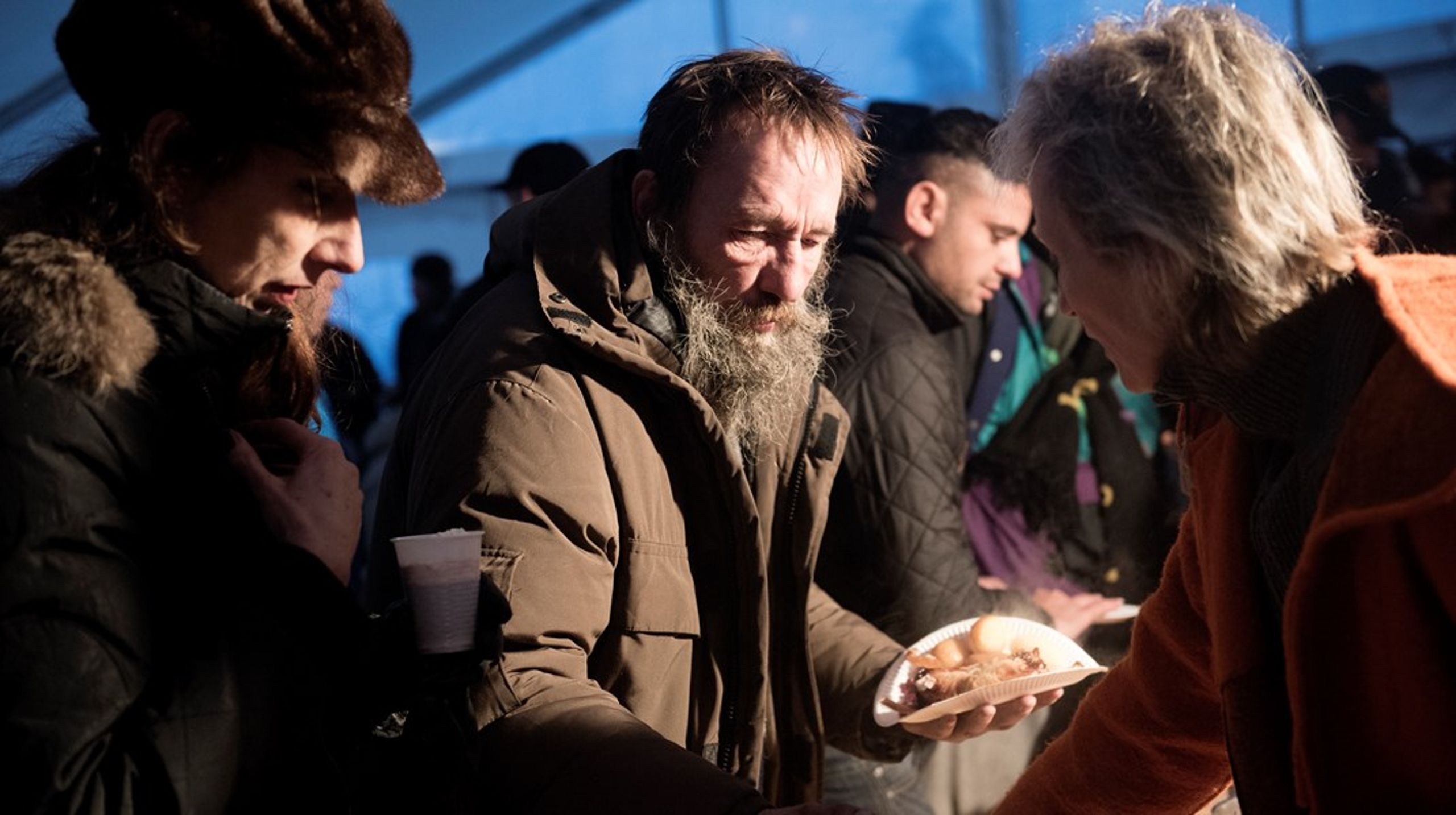 Gruppen af socialt udsatte ældre er stigende. Men har kommunerne&nbsp;tilstrækkelige indsatser til at hjælpe dem? Altinget Ældre tager debatten.&nbsp;&nbsp;