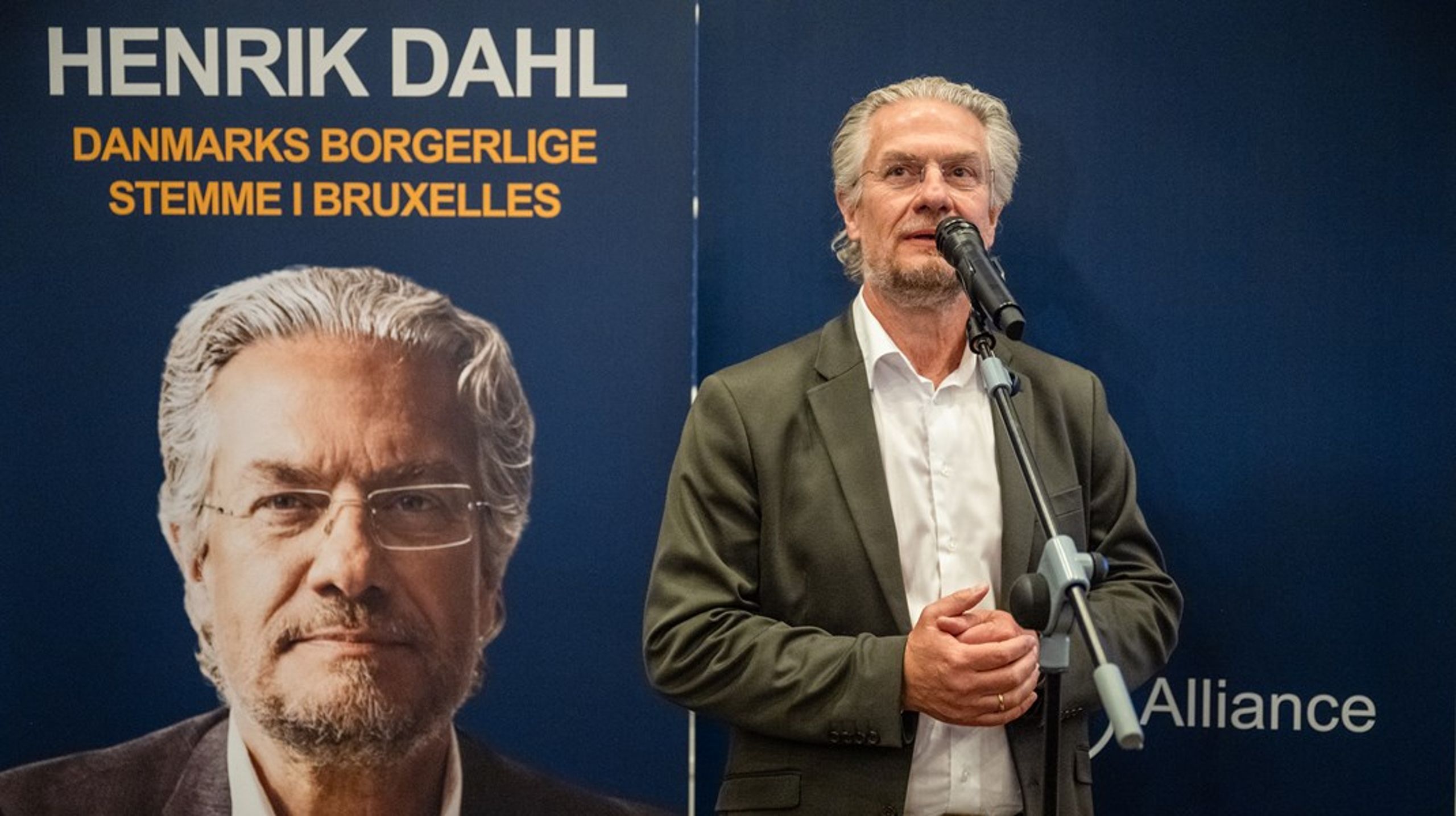 Henrik Dahl håber, at hans "borgerlige stemme" nu kan komme i spil i Europa-Parlamentets restudvalg.