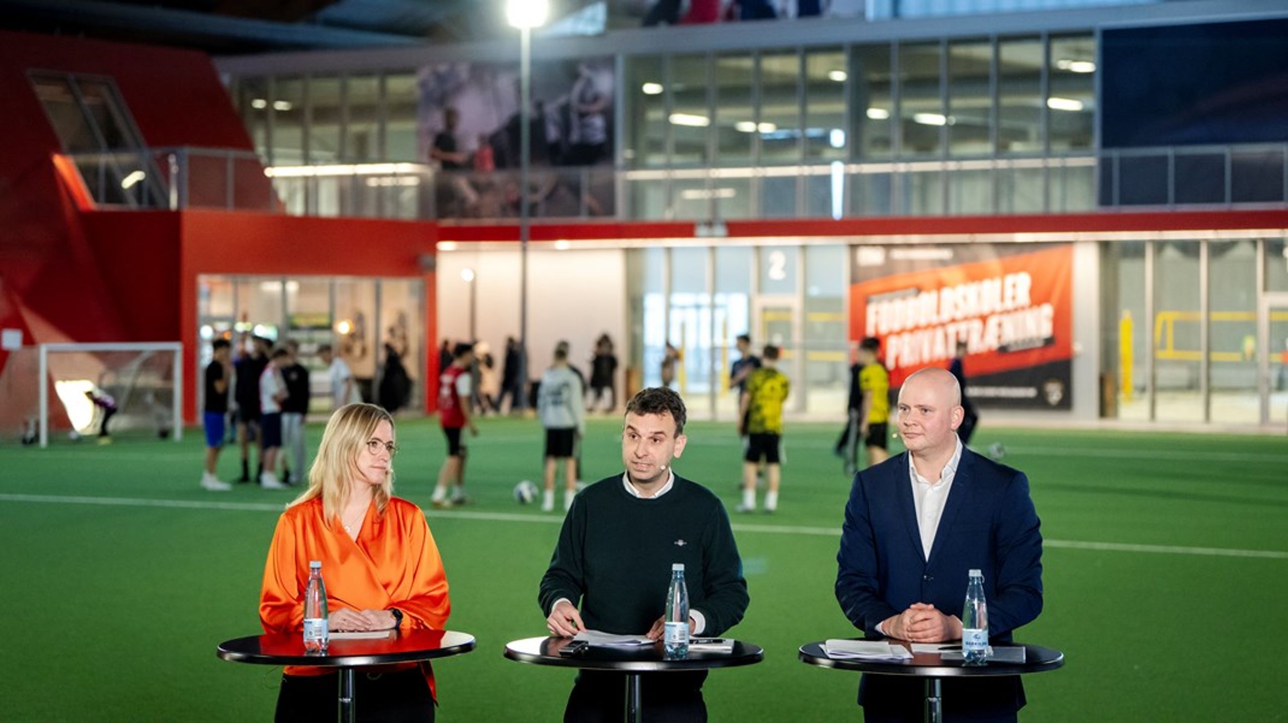 Tirsdag præsenterede Trivselskommissionen sin anbefalinger i Hafnia Hallen i København.