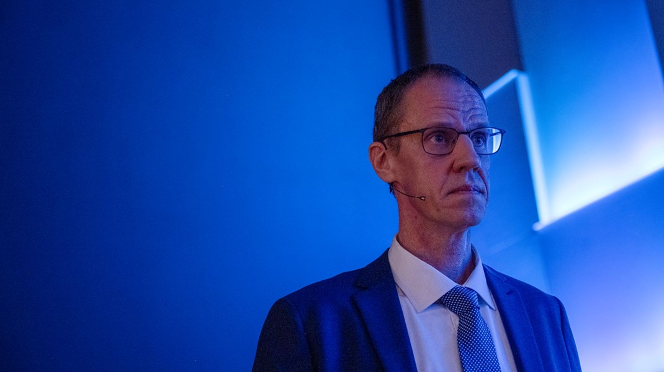 Professor i offentlig forvaltning Peter Bjerre Mortensen forklarer, at det ikke er givet i sig selv, at et ministerium bliver bedre eller mere effektivt til at implementere eksempelvis en grøn trepart eller en ældrereform, fordi de alene fokuserer på det.&nbsp;