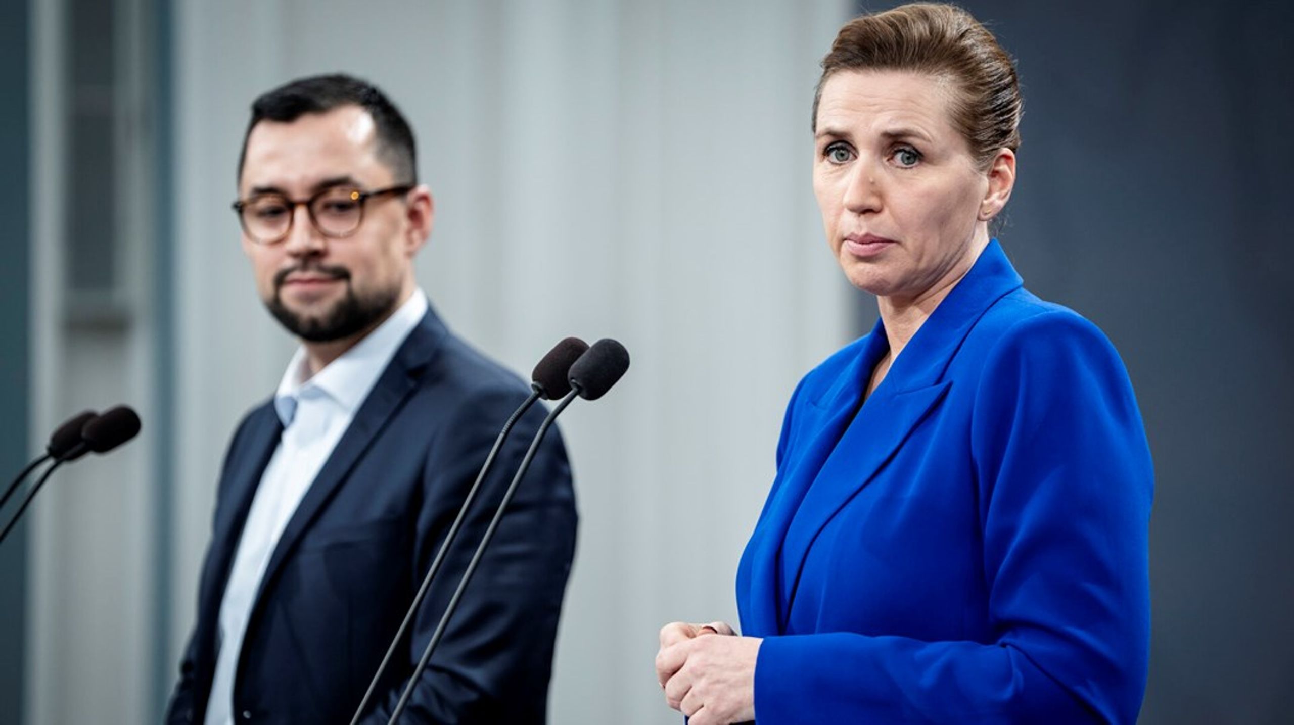 Statsminister Mette Frederiksen (S) og den danske regering skal sandsynligvis til at arbejde sammen med en ny landsstyreformand, efter at&nbsp;Muté B. Egedes parti AI fik en kraftig lussing ved valget tirsdag.&nbsp;&nbsp;