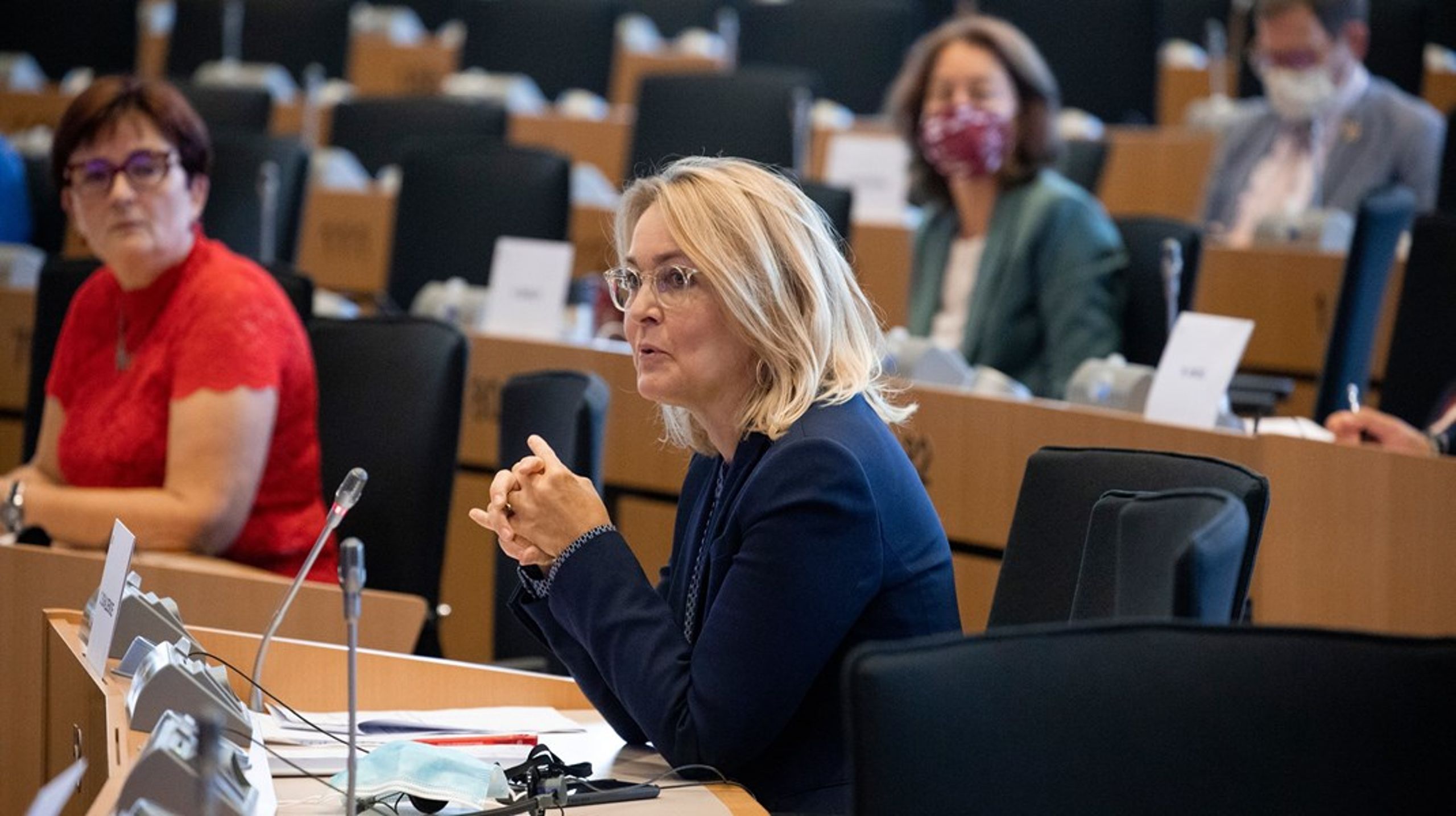 Ifølge Christel Schaldemose spiller online platforme en stor rolle i børn og unges liv. Hun mener, EU skal på banen for at hjælpe med at håndtere de problemer, der følger med.