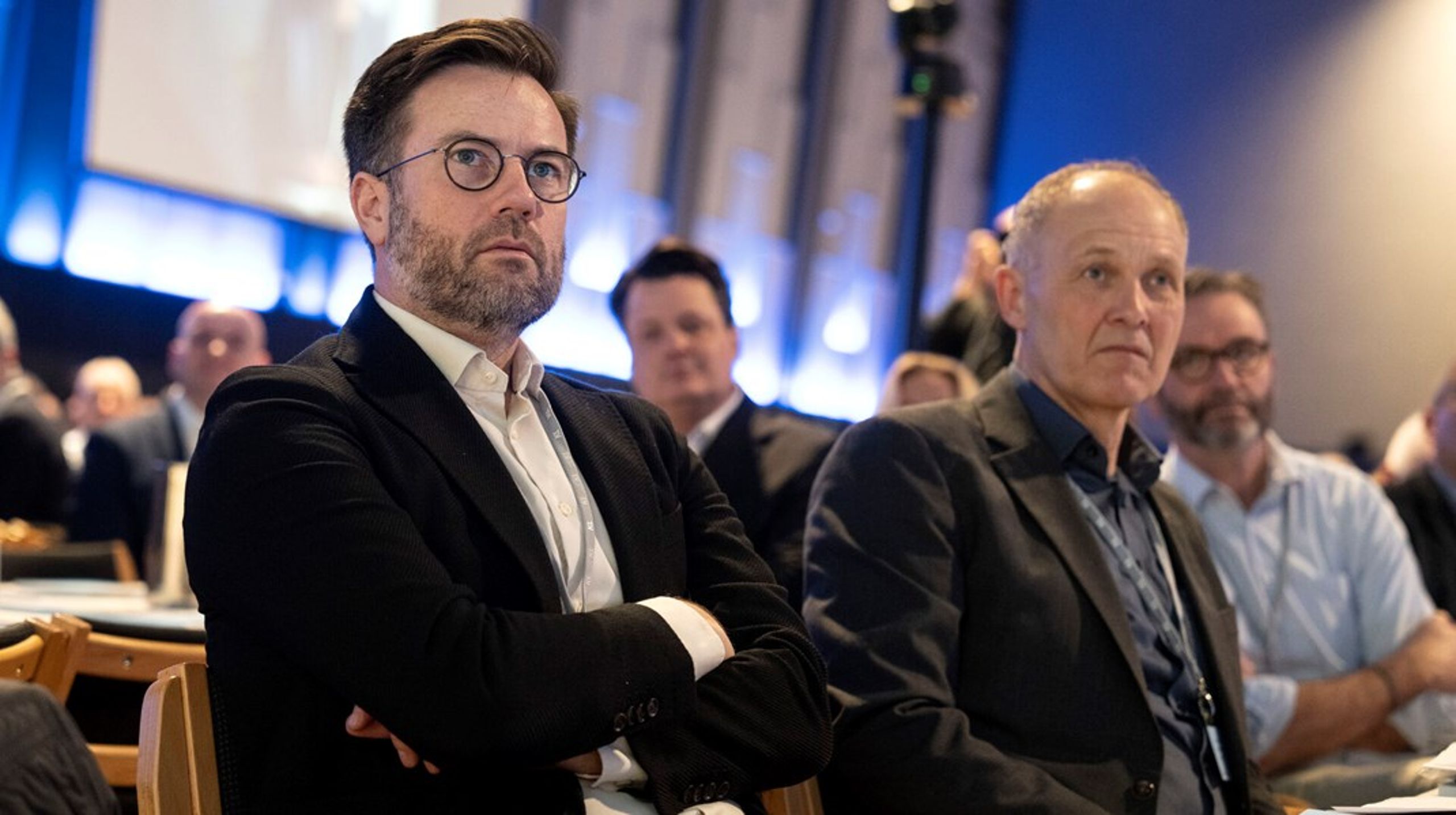 Næstformand og formand for KL's bestyrelse Peter Rahbæk Juel (S) og Martin Damm (V) har sikret sig opbakning til et kompromisforslag, som vil blive fremsat som alternativ til tre andre forslag, der på forskellig vis vil forpligte KL-toppen ved de kommende økonomiforhandlinger.