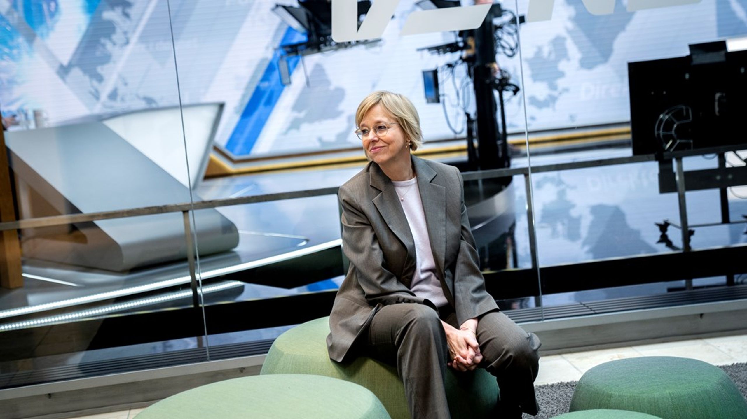 Selvom techgiganter og sociale medier spiller en større rolle, oplever vi stadig de store nyhedsøjeblikke via public service-medier. Skal det fortsætte, må vi tage de nødvendige valg, før andre gør det for os,&nbsp;skriver Ulla Pors Nielsen.