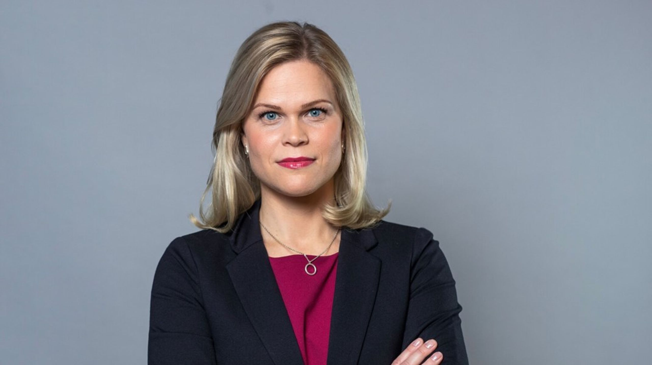 Paulina Brandberg går af som svensk minister for ligestilling og arbejdsliv.