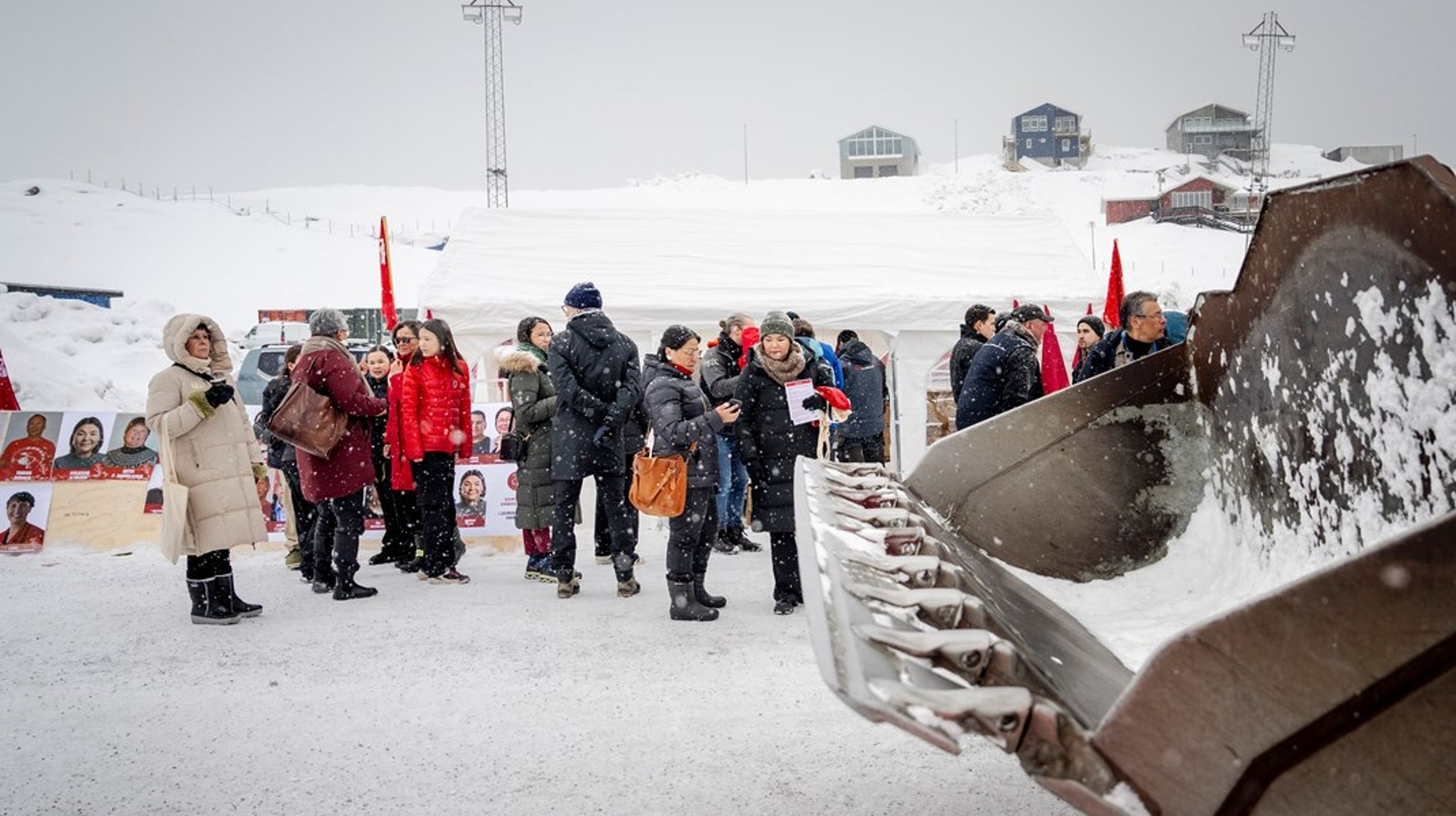 Kommunalvalg ved Godthåbshallen i Nuuk. <br>