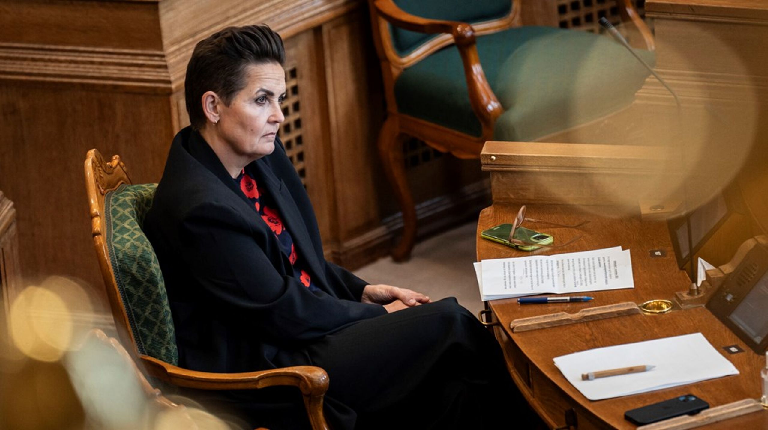 SF har haft konstant medvind siden folketingsvalget, men sagen om de amerikanske baser i Danmark er en regulær møgsag for partiet.