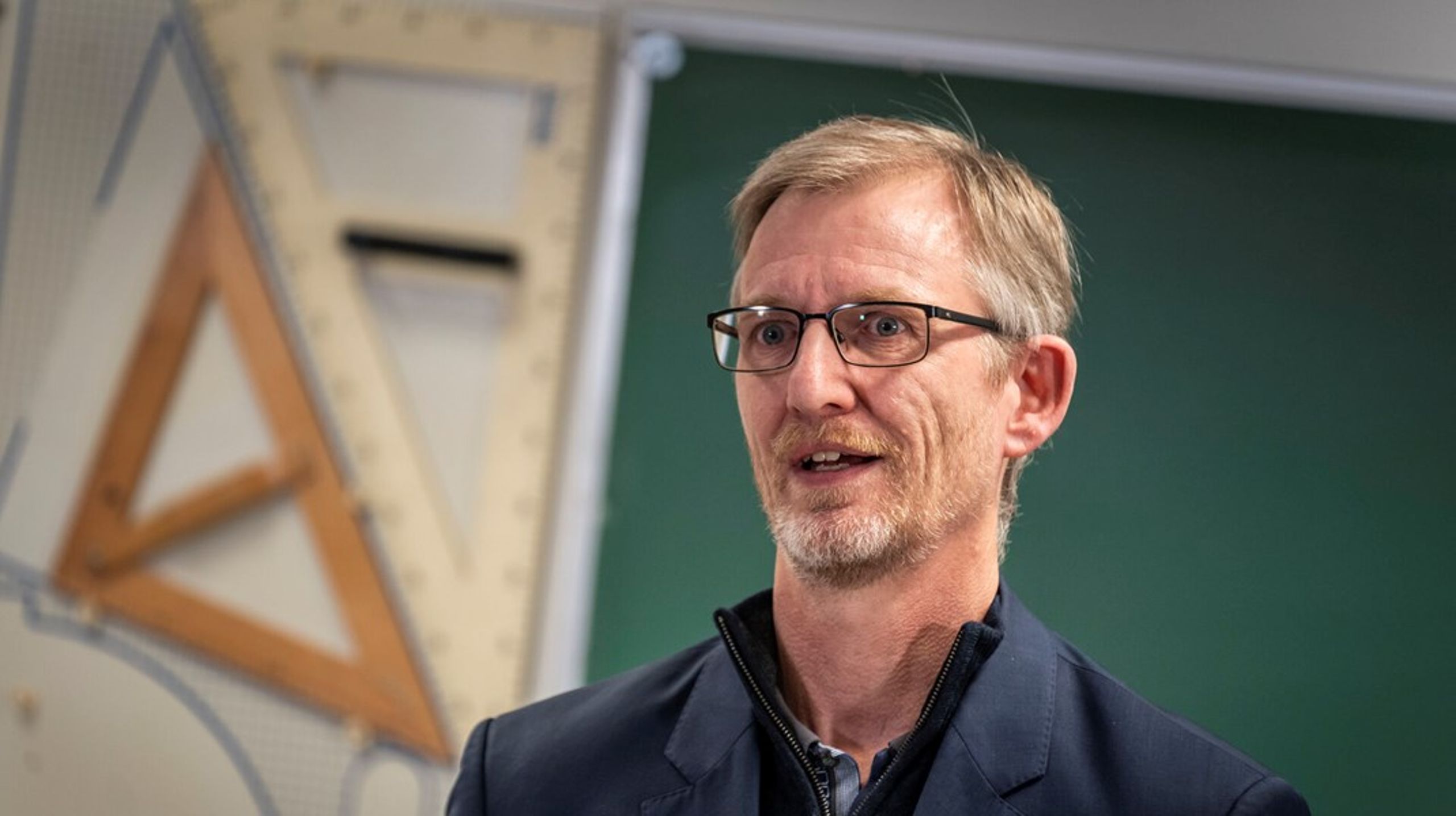 Lars Nedergaard blev stærkt eksponeret, da han som chef for dagtilbud og skoler i Køge Kommune holdt dialogmøde med forældre&nbsp;på Borup Skole efter en række historier om&nbsp;krænkelser på skolen.&nbsp;