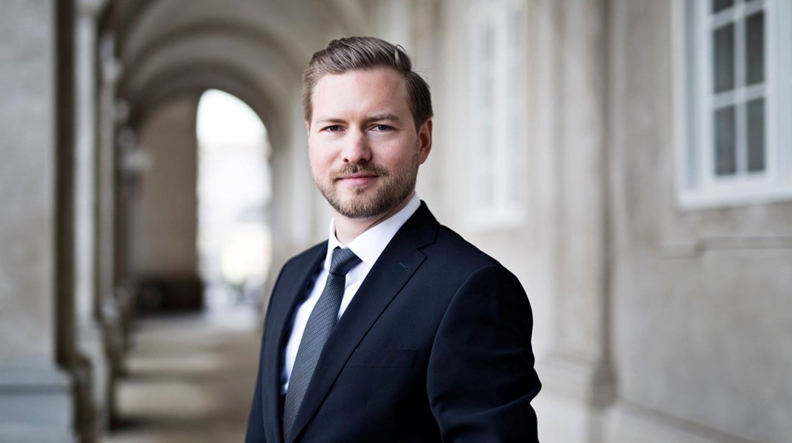 Sigurd Schou Madsen kommer fra en stilling som kommunikations- og pressechef i Fonden for Entreprenørskab.&nbsp;
&nbsp;