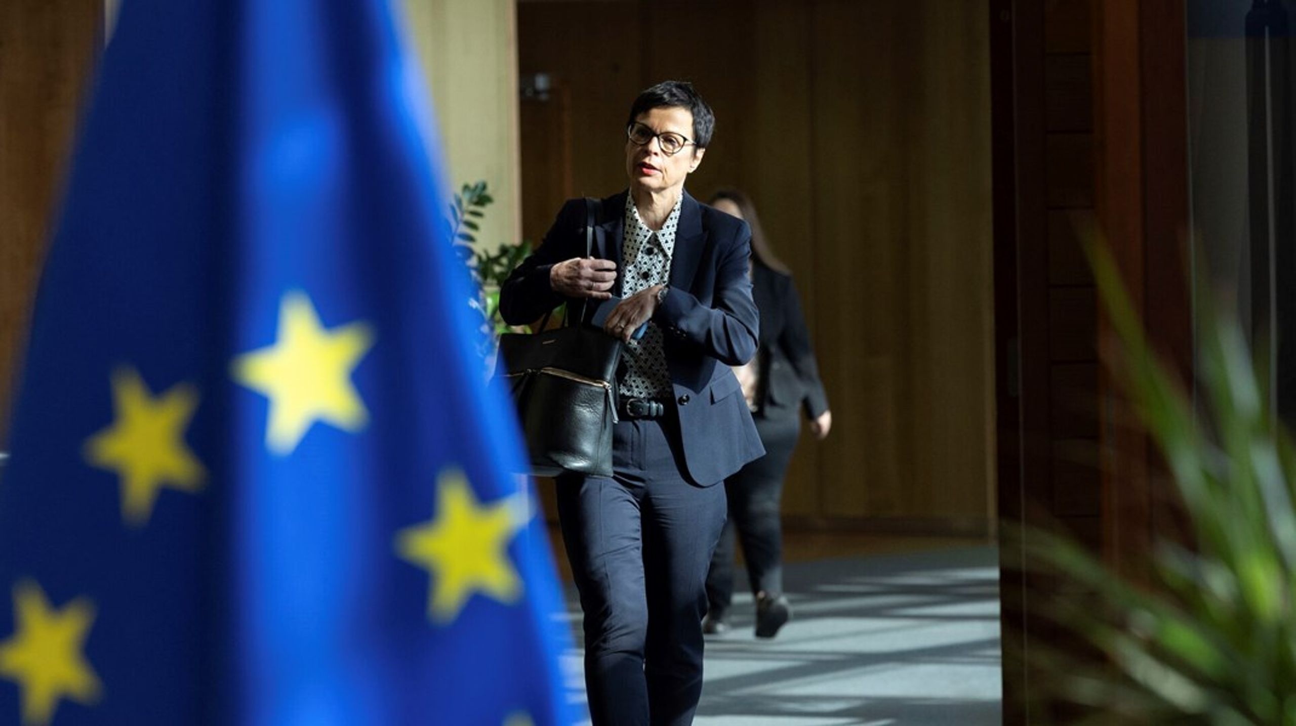 Kan EU forhandle om optagelse med Ukraine, mens bomberne falder? Det er helt nødvendigt i det nuværende geopolitiske klima, mener EU's udvidelseskommissær, Marta Kos.