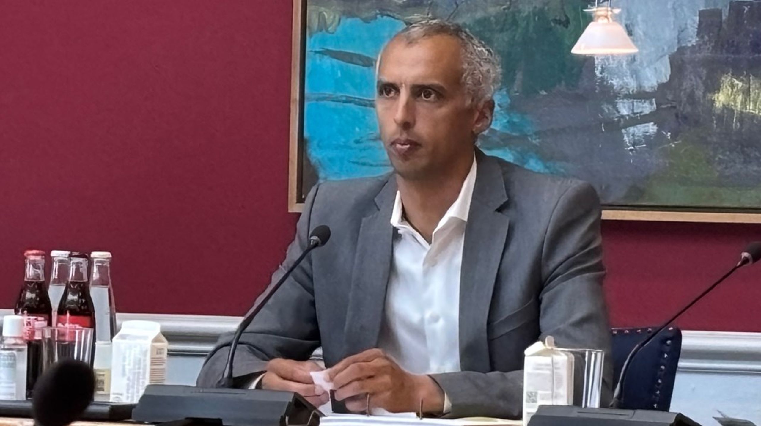 Børne- og Undervisningsminister Mattias Tesfaye (S) var hevet i samråd af fire oppositionspartier, som krævede politisk handling, efter to kvalitetsundersøgelser har vist, at kvaliteten i dagtilbuddene ikke er tilstrækkelig.&nbsp;