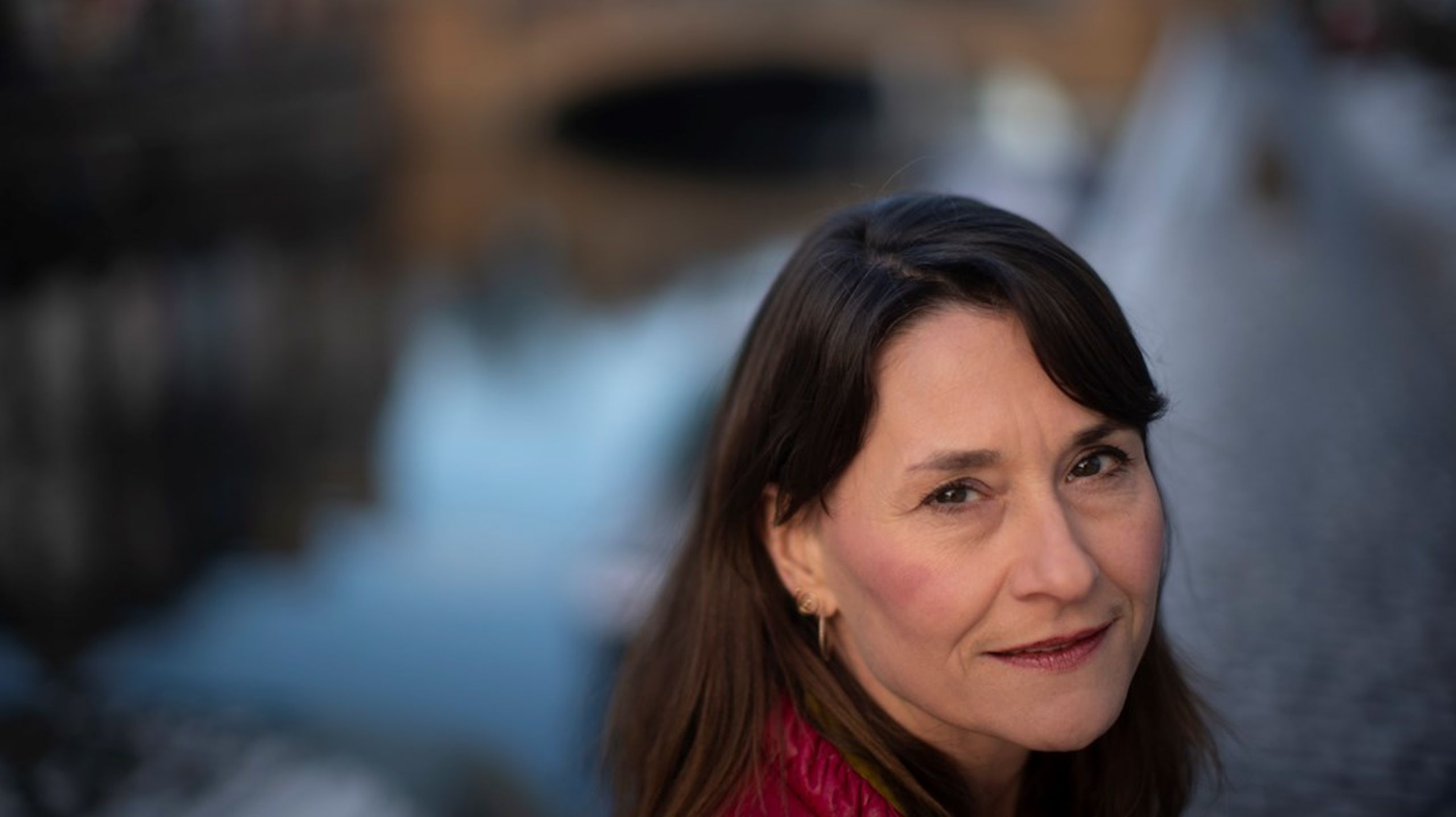 Hvis ikke den danske ungdom gør sig sine erfaringer med alvorlige holdningsmæssige uenigheder i skolen, hvor skal den så gøre det, spørger&nbsp;Carolina Magdalene Maier.