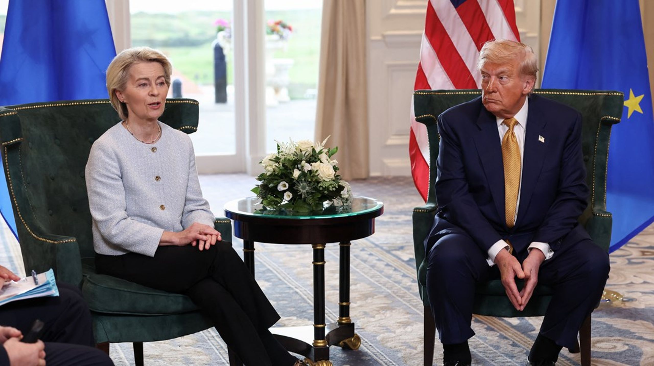 EU-kommissionsformand Ursula von der Leyen og den amerikanske præsident Donald Trump præsenterede principaftalen om det fremtidige handelsforhold mellem EU og USA i Skotland 27. juli. Arkivfoto.&nbsp;