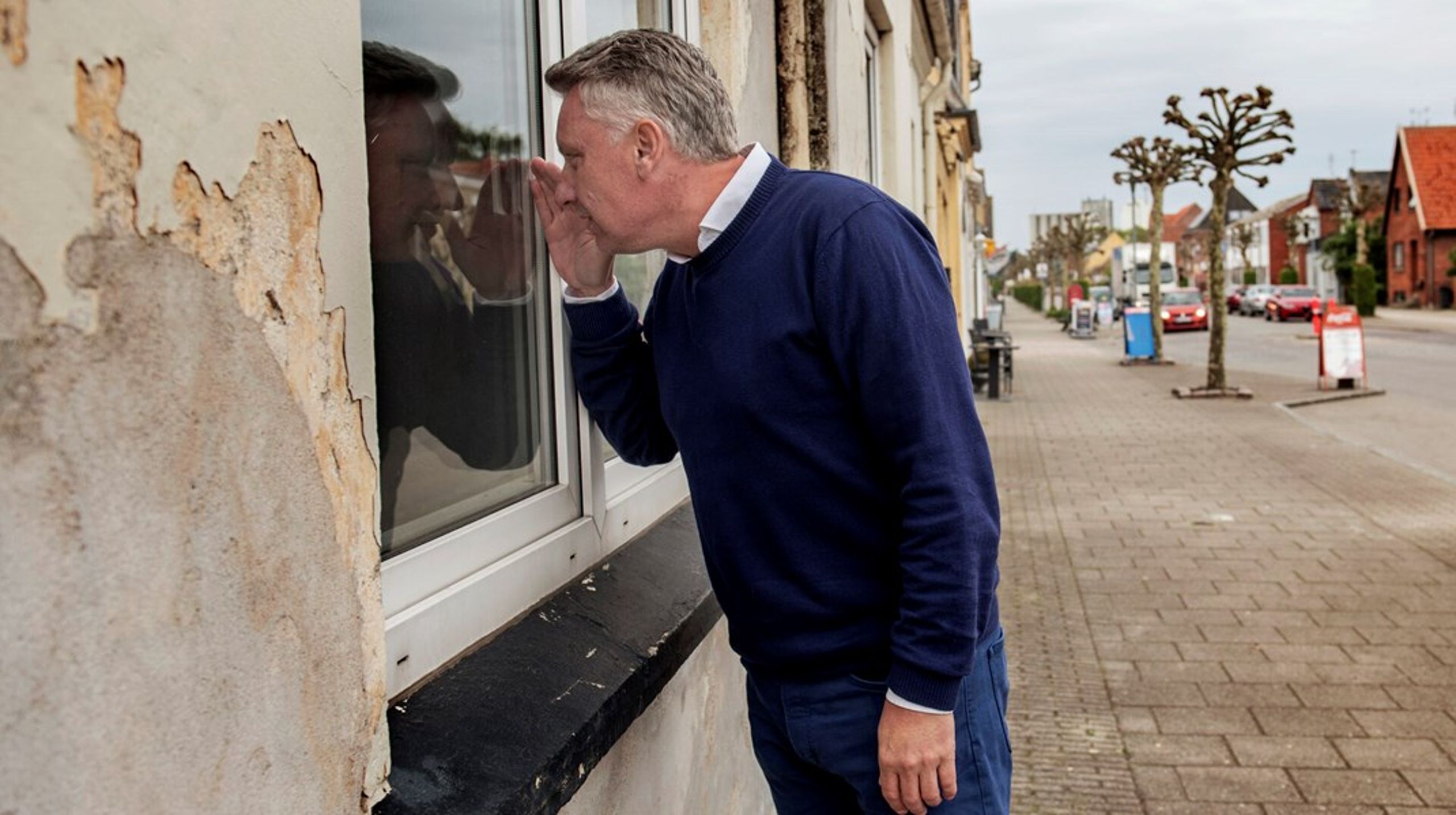 Lolland Kommune har gennem årene fået mellem mellem hver fjerde og hver tredje krone fra puljerne til særligt vanskeligt stillede kommuner svarende til over en milliard kroner siden 2021 . Borgmester Holger Schou Rasmussen (S) var dog helst fri for puljen.