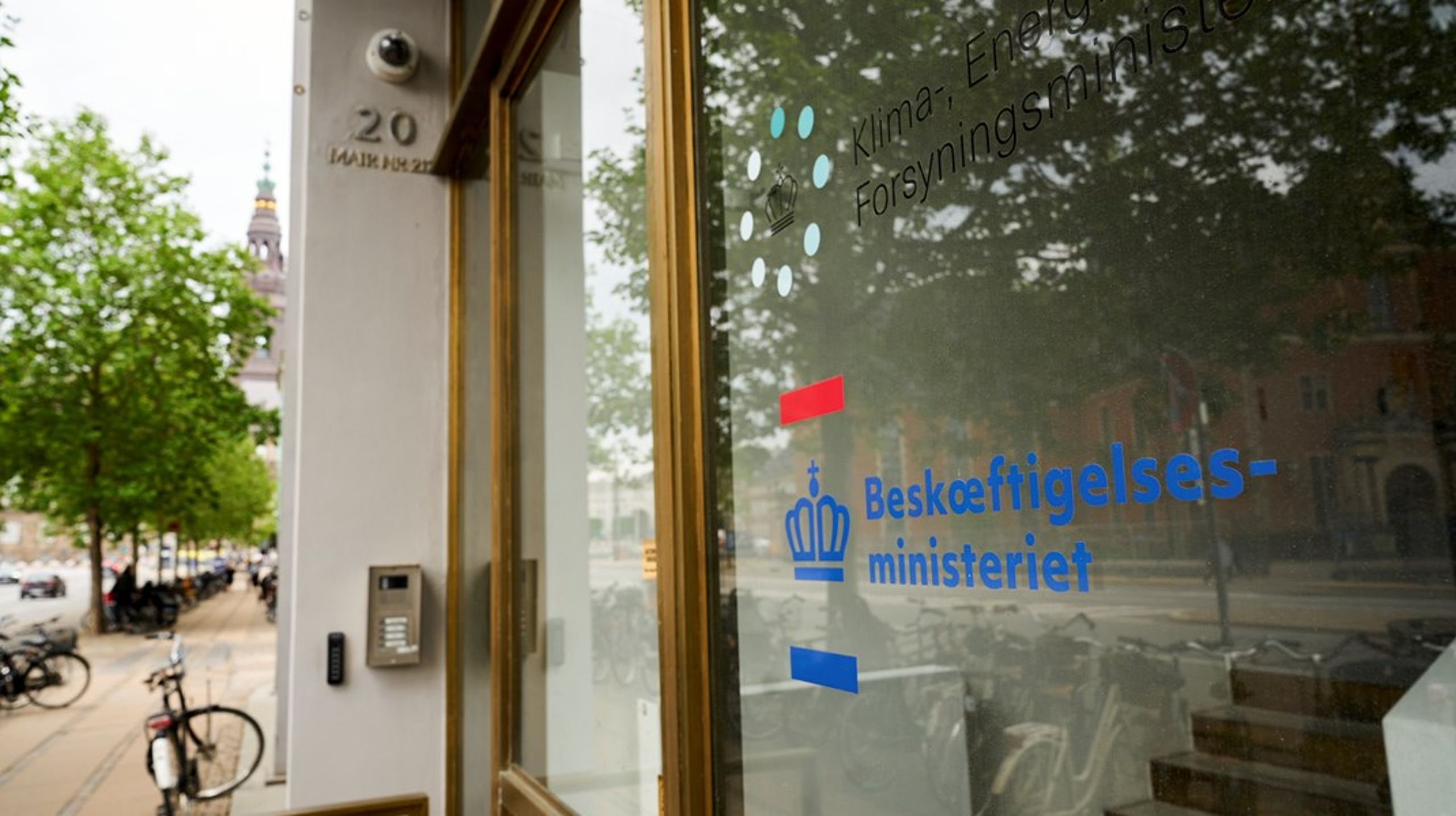 Beskæftigelsesministeriet har ligesom andre ministerier ansat flere medarbejdere siden 2019. Andelen er steget med syv procent ifølge Finansministeriet.