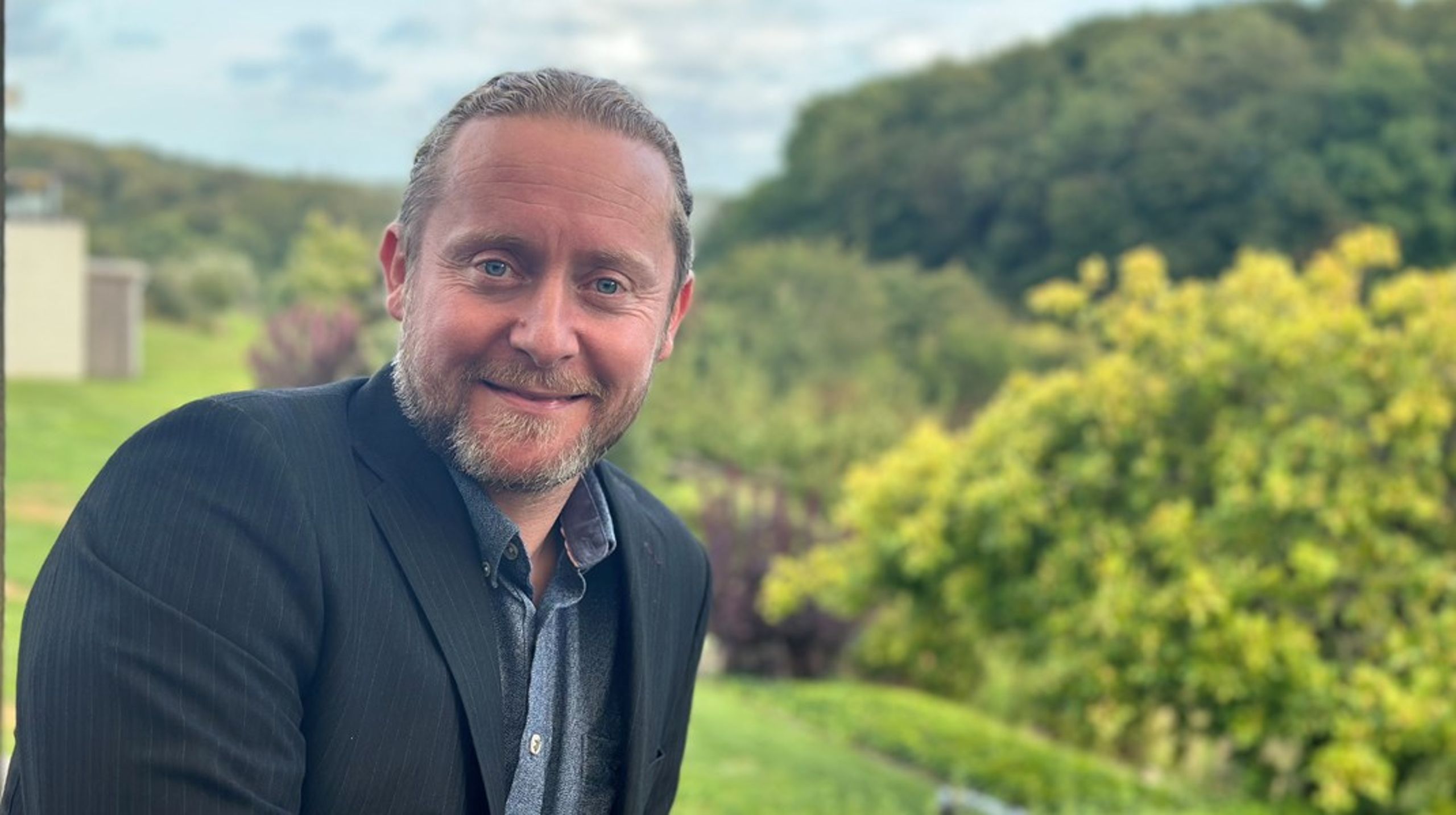 Jeg har ikke én facitliste, for virkeligheden ser forskellig ud fra kommune til kommune og fra forening til forening. Men jeg vil gerne dele nogle tanker om, hvordan vi kan møde foreningerne med ydmyghed og nysgerrighed, skriver Casper Rasmussen.&nbsp;