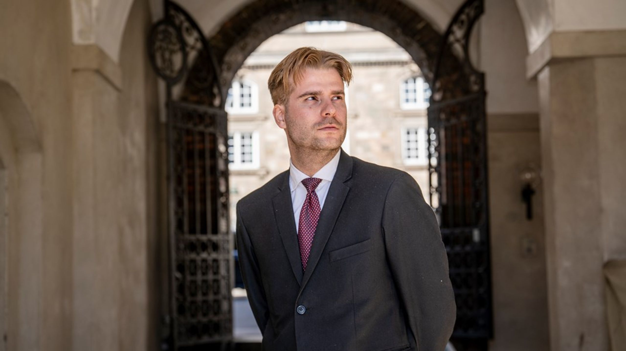 Det er ikke tilfældigt, at højrefløjen og Mitchel Oliver påstår, at det er farligst at være højreorienteret. Det giver deres egne kampgejst og&nbsp;styrker martyrmyten,&nbsp;skriver&nbsp;Per Møller Jacobsen.