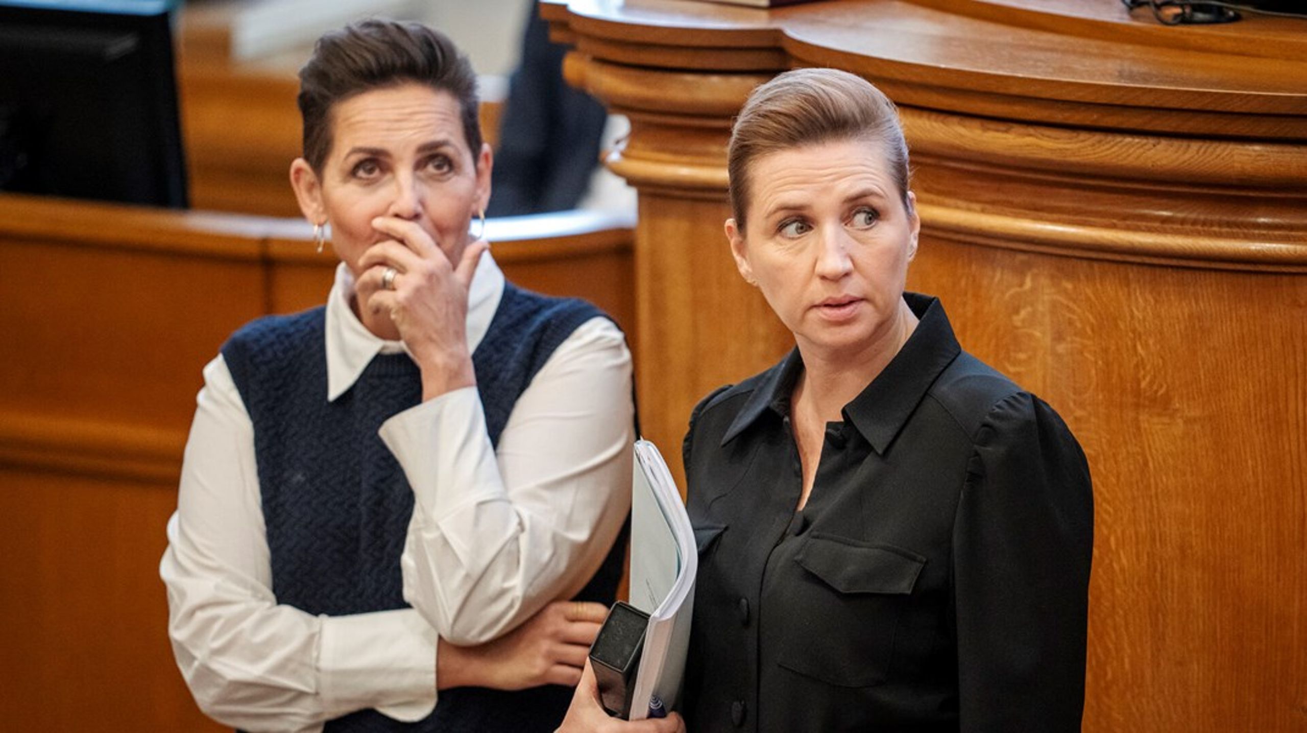Socialdemokratiet mister to mandater i Københavns Omegn, mens SF&nbsp;– der tidligere stod til at hente netop to mandater&nbsp;– nu må nøjes med ét ekstra siden sidste valg.