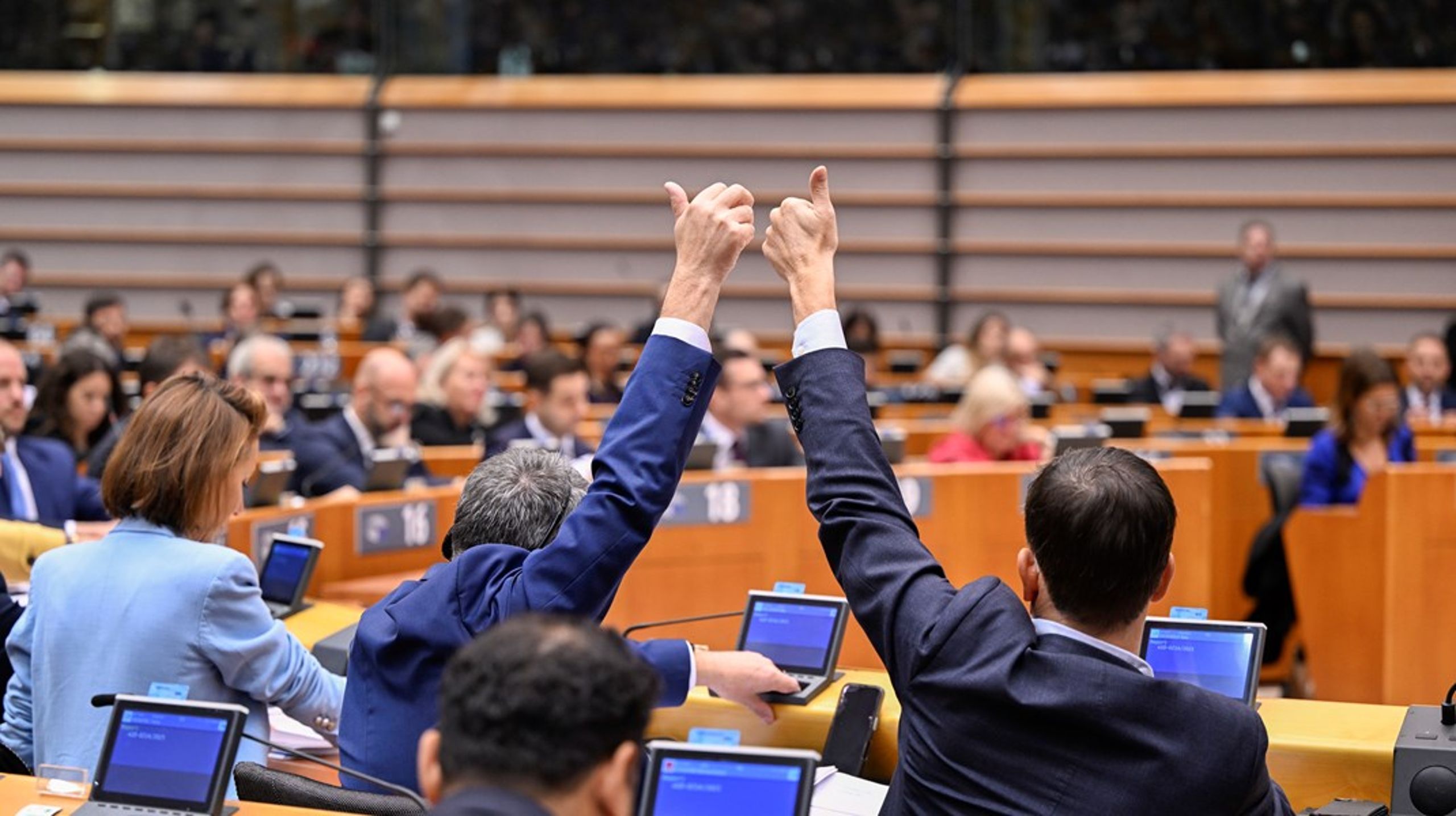 Torsdag har Europa Parlamentet stemt den første omnibuspakke igennem.&nbsp;