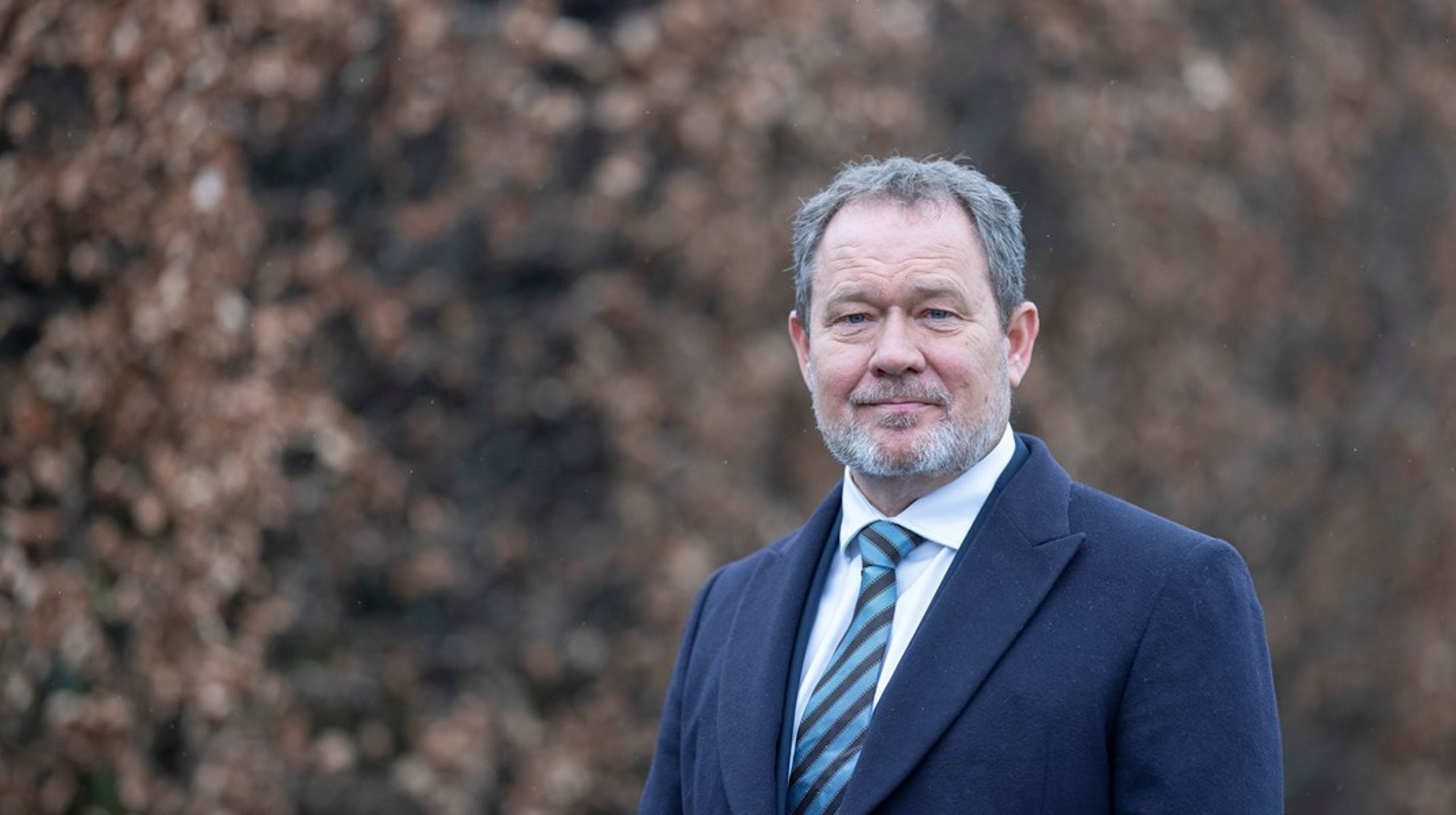 Vi bør give troen en tydeligere plads i vores fælles liv med eksempelvis morgensang i skolerne, undervisning i kristen etik i fængslerne og en mere levende fejring af højtiderne i det offentlige rum, skriver Jeppe Hedaa.