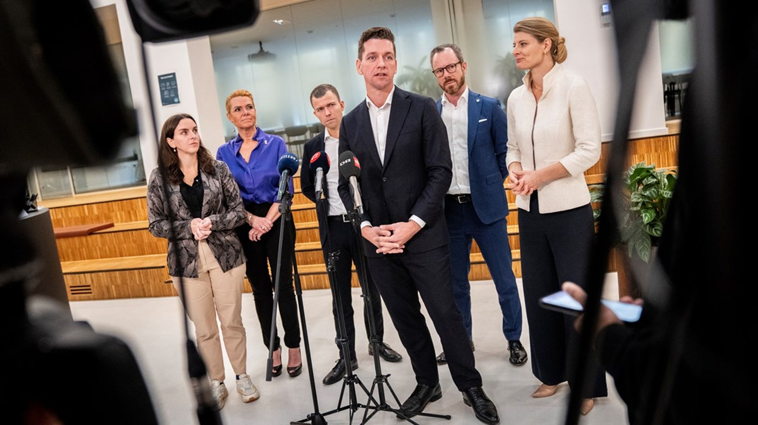 Jeg er fuldstændig uforstående over for regeringens ønske om at sløjfe revalideringsydelsen. For revalidering er nemlig det helt rigtige redskab, hvis man vil fastholde borgere som i ordinær beskæftigelse frem for at se dem ende i fleksjob eller på førtidspension, skriver Helga Madsen.&nbsp;